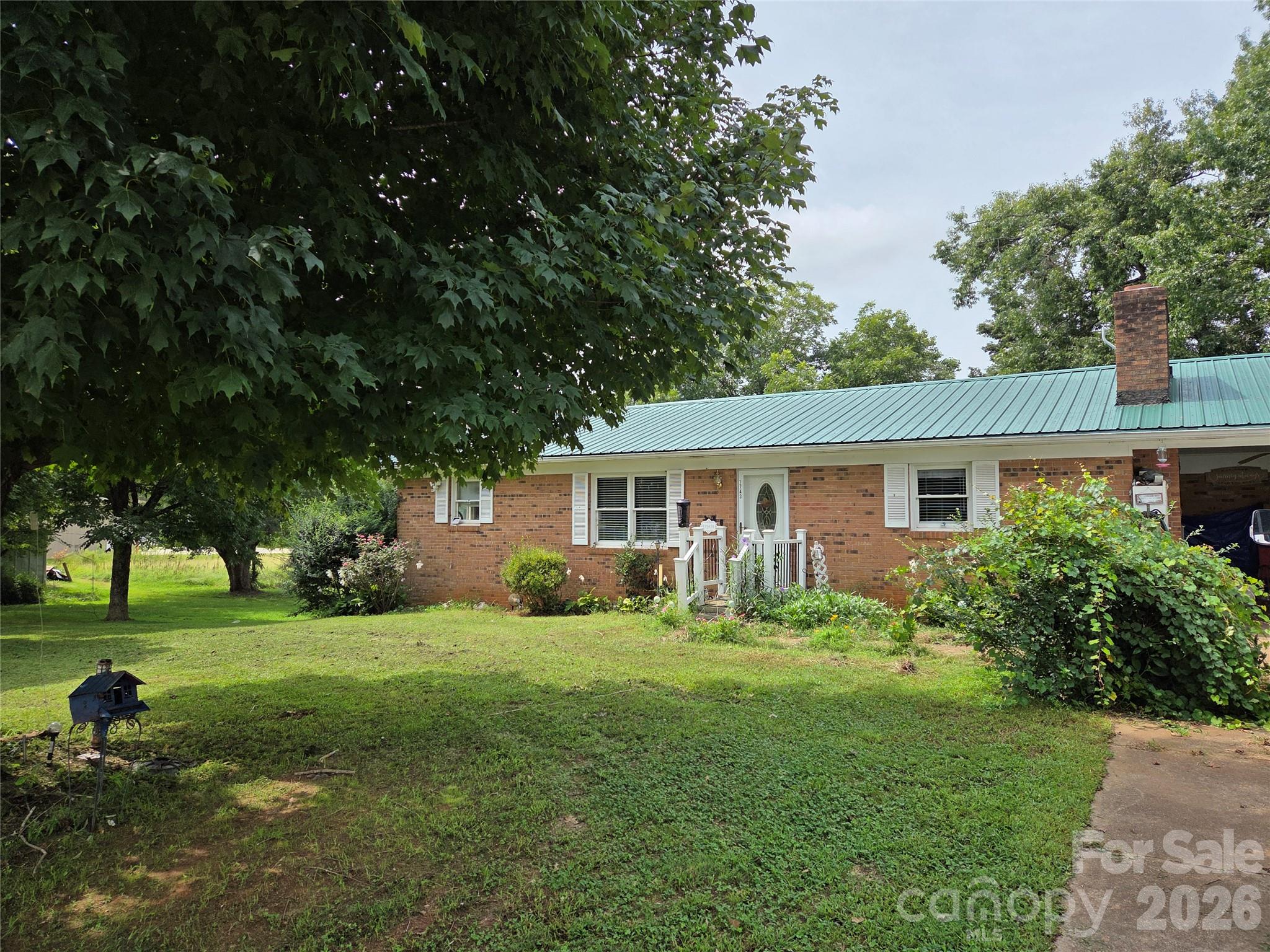 1743 Baber Road Property Photo 2