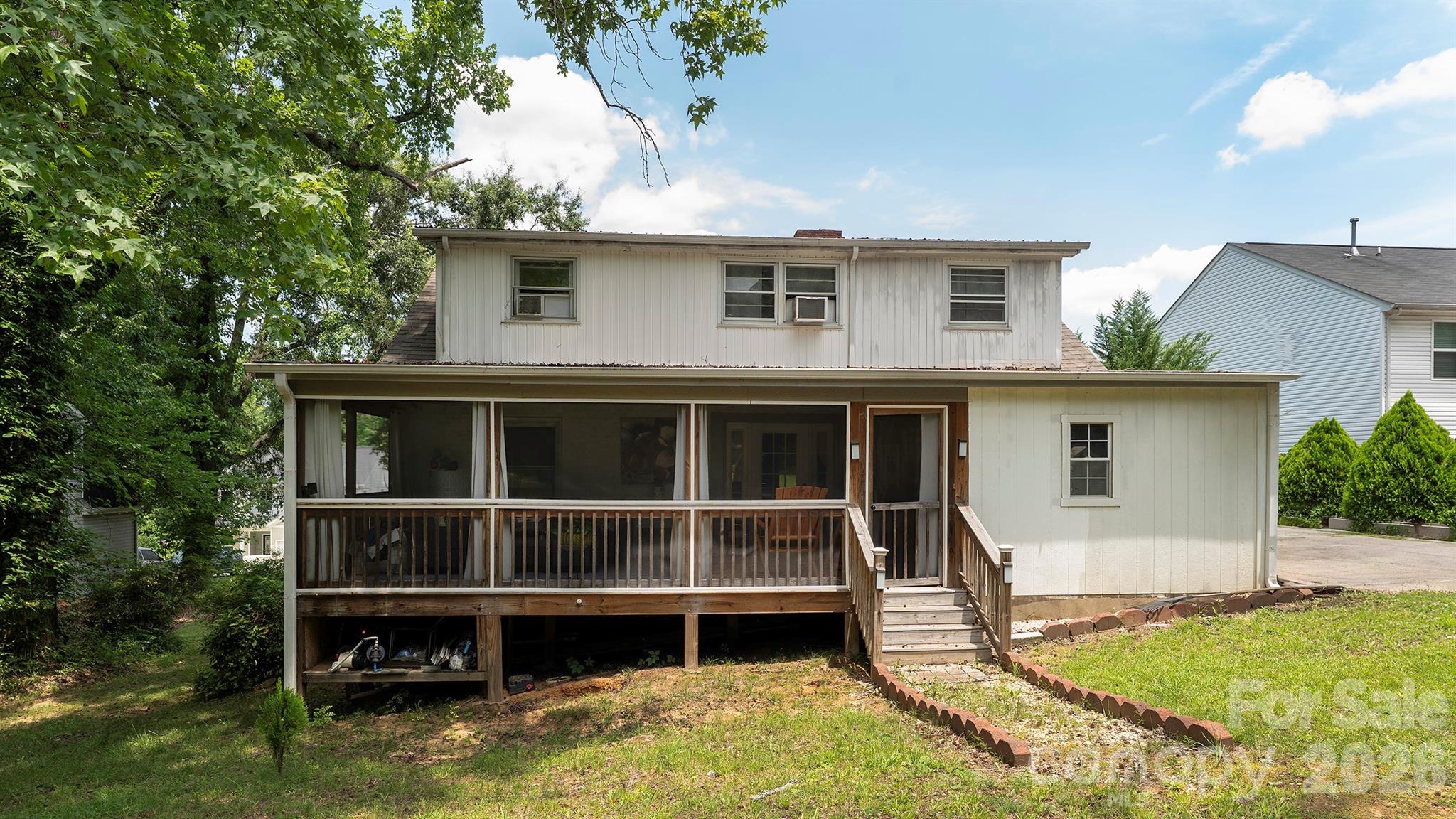 7816 E Lane Drive Property Photo 26