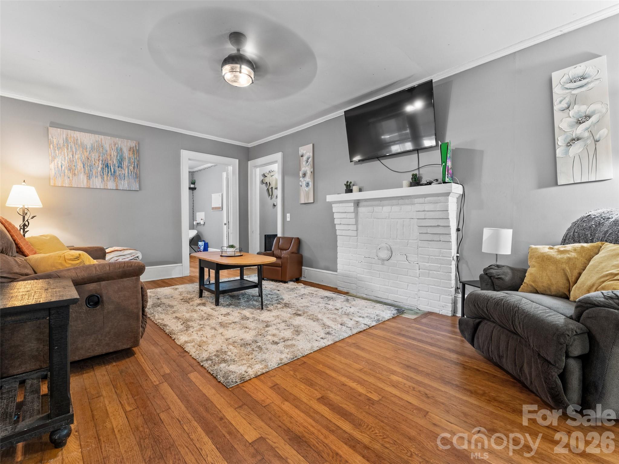 428 Oakland Road Property Photo 3