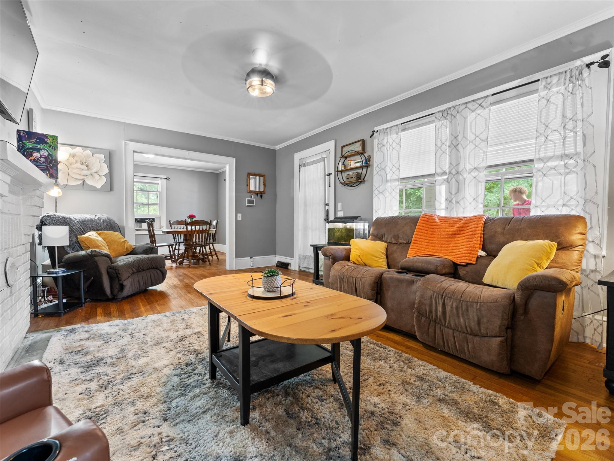 428 Oakland Road Property Photo 4