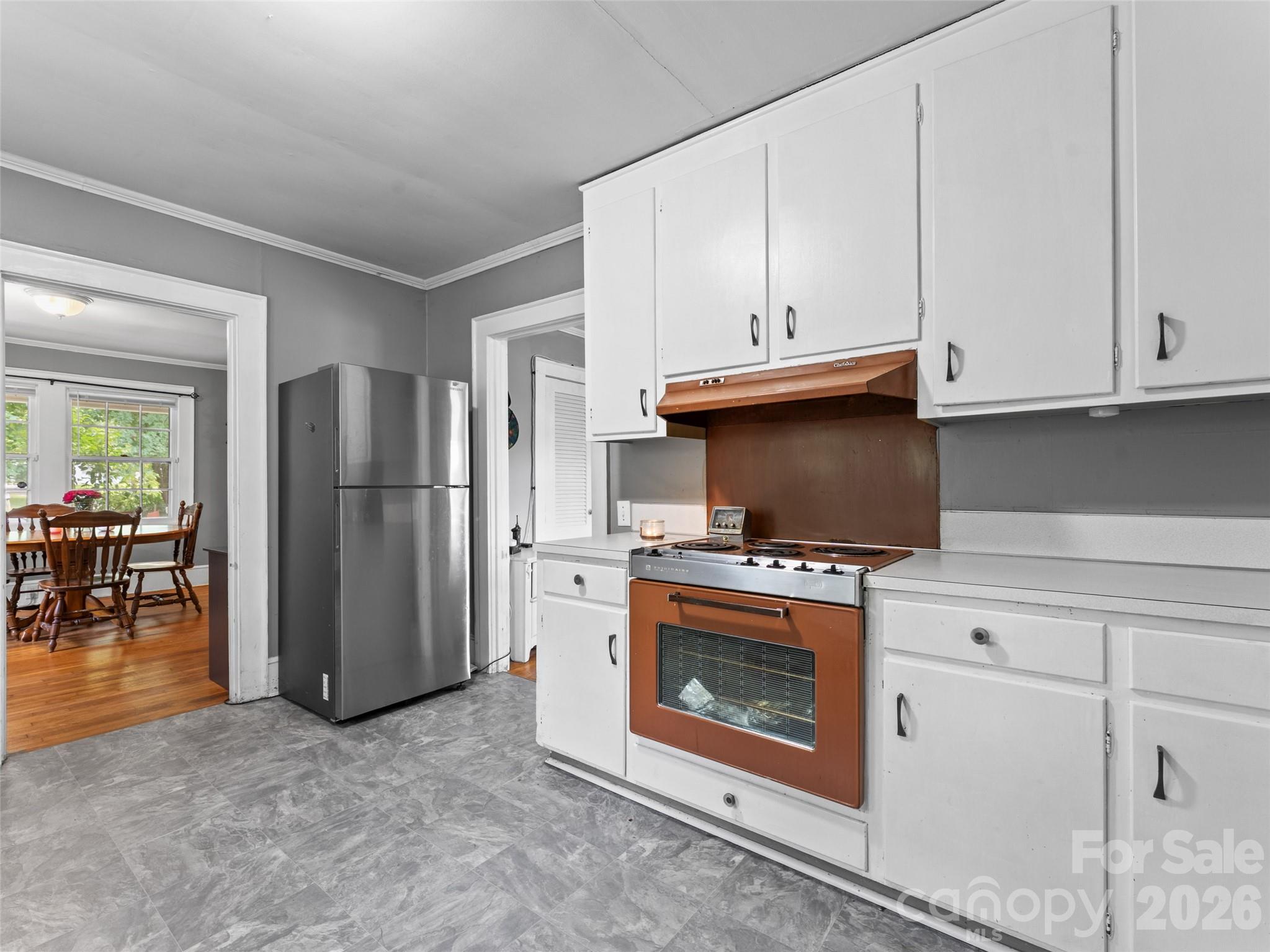 428 Oakland Road Property Photo 10