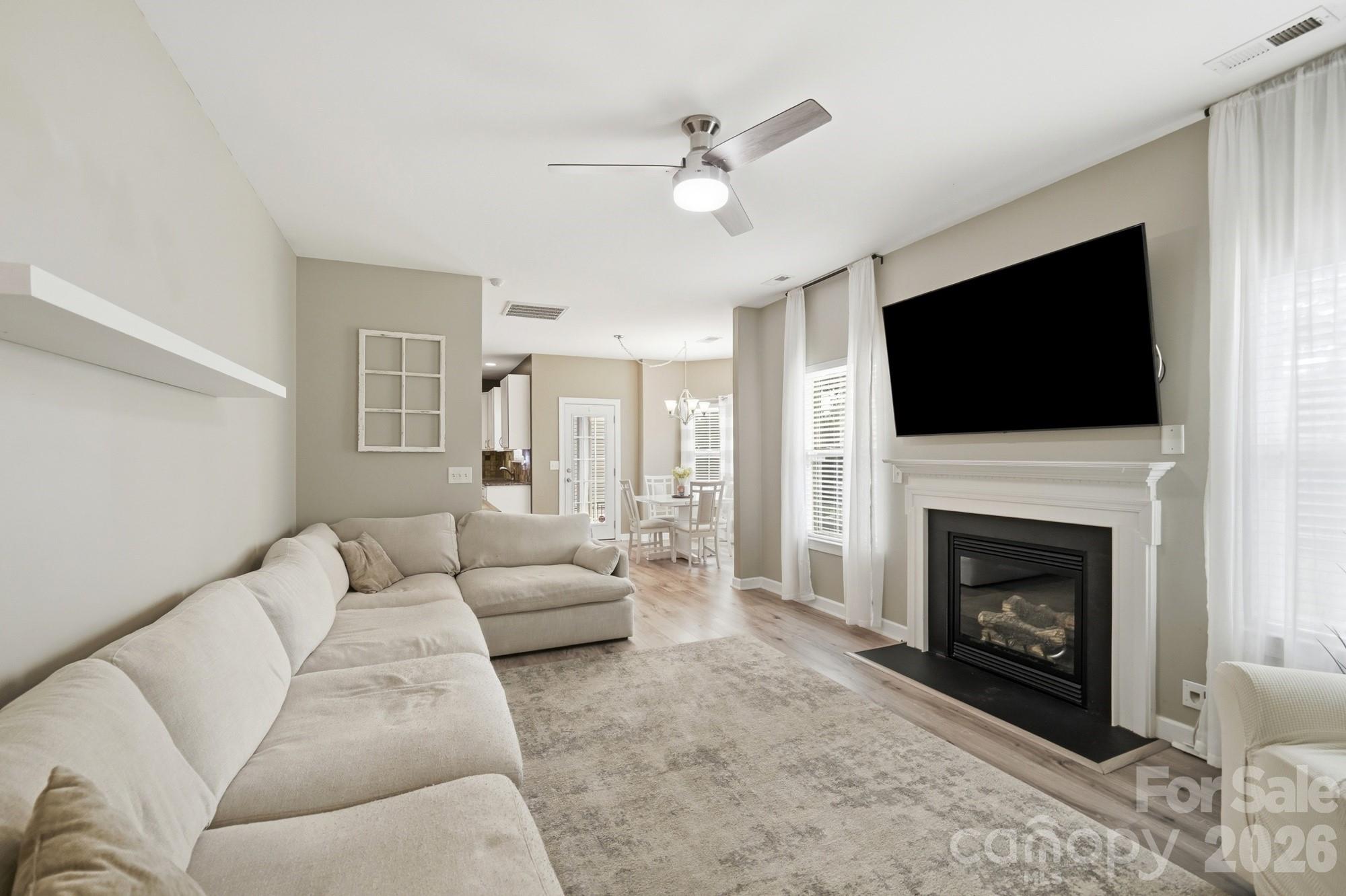 2616 Sierra Chase Drive Property Photo 12