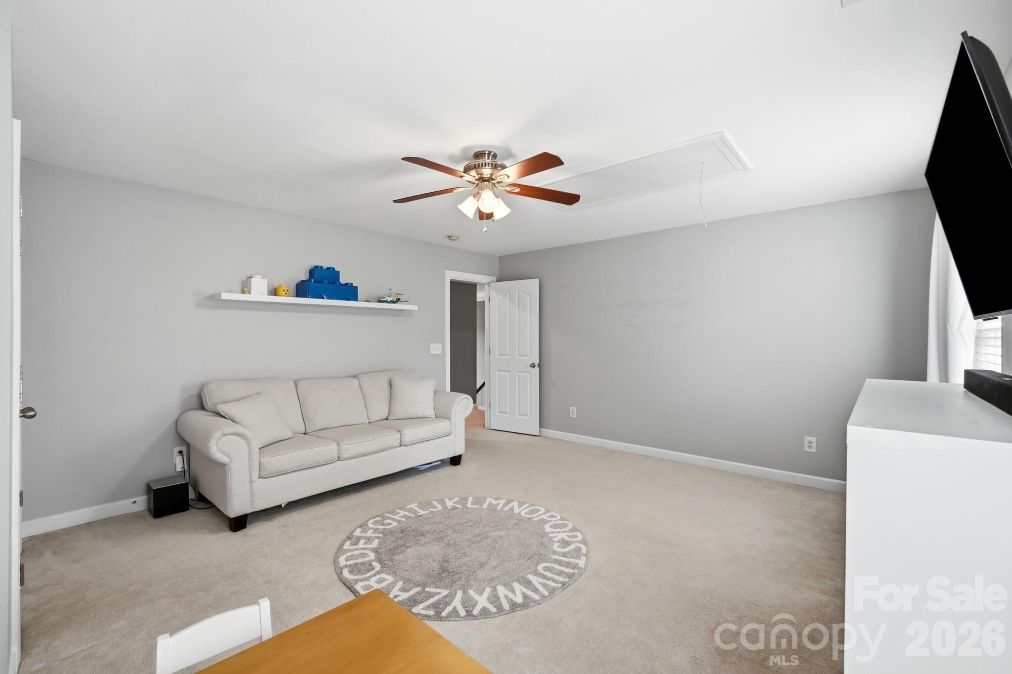 2616 Sierra Chase Drive Property Photo 28