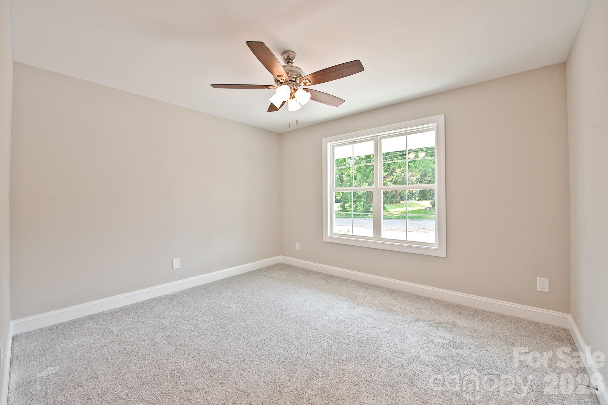 125 S Beaver Street Property Photo 14
