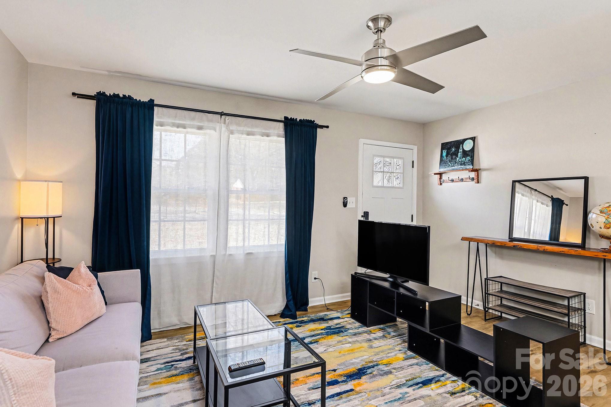 727 Thera Drive Property Photo 6
