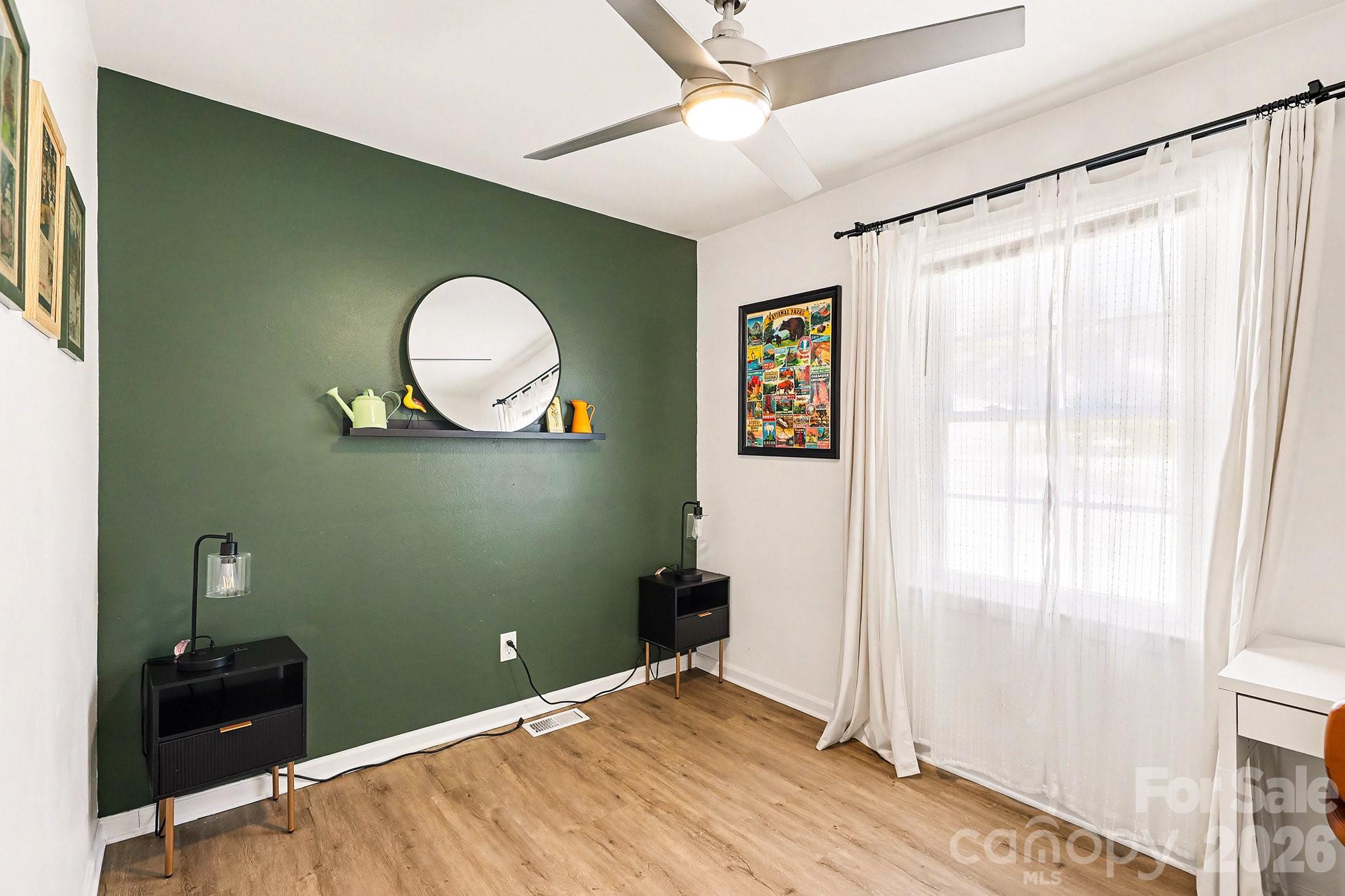 727 Thera Drive Property Photo 18
