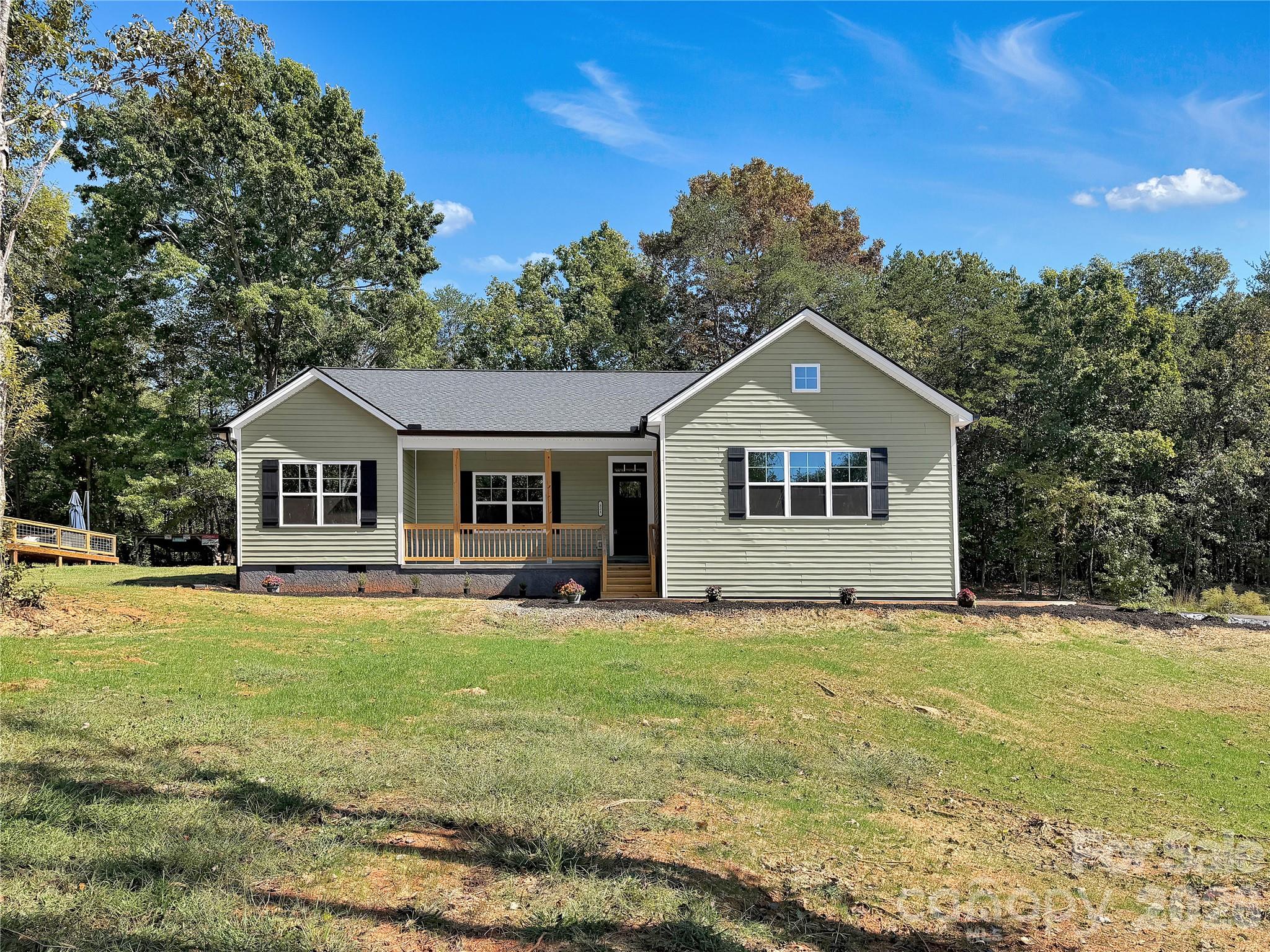 321 Whispering Pines Circle Property Photo 2