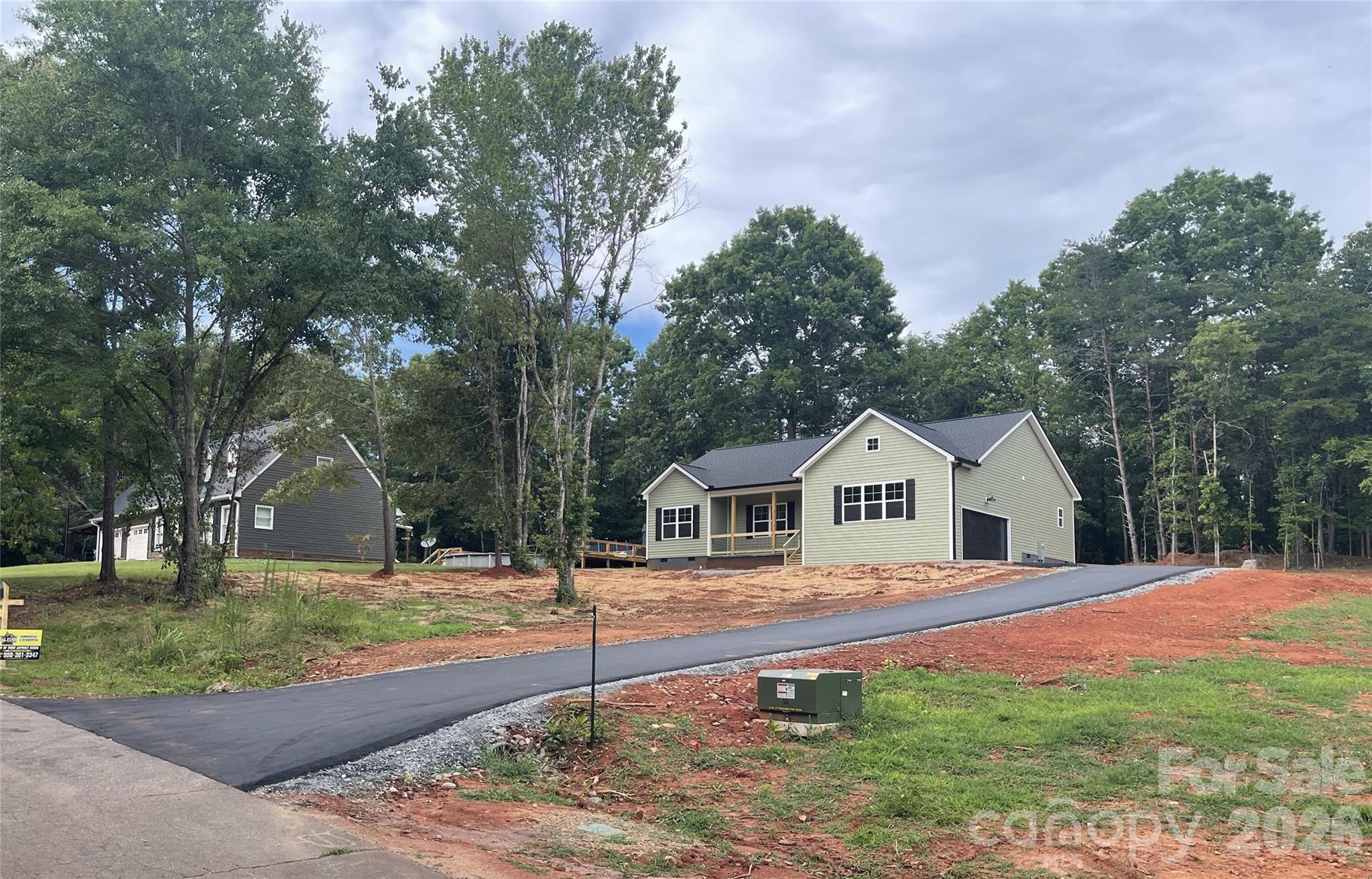 321 Whispering Pines Circle Property Photo 3