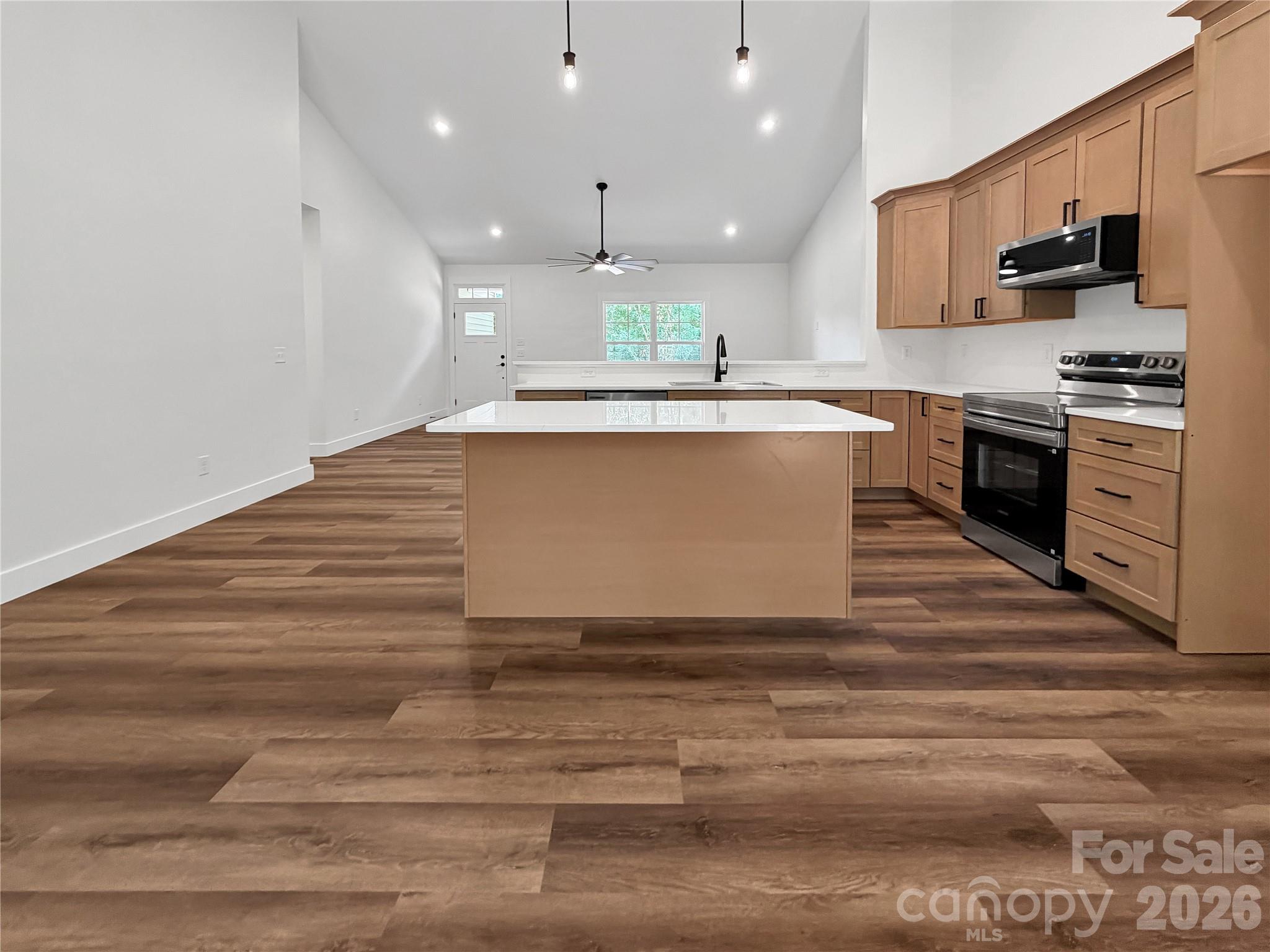 321 Whispering Pines Circle Property Photo 11