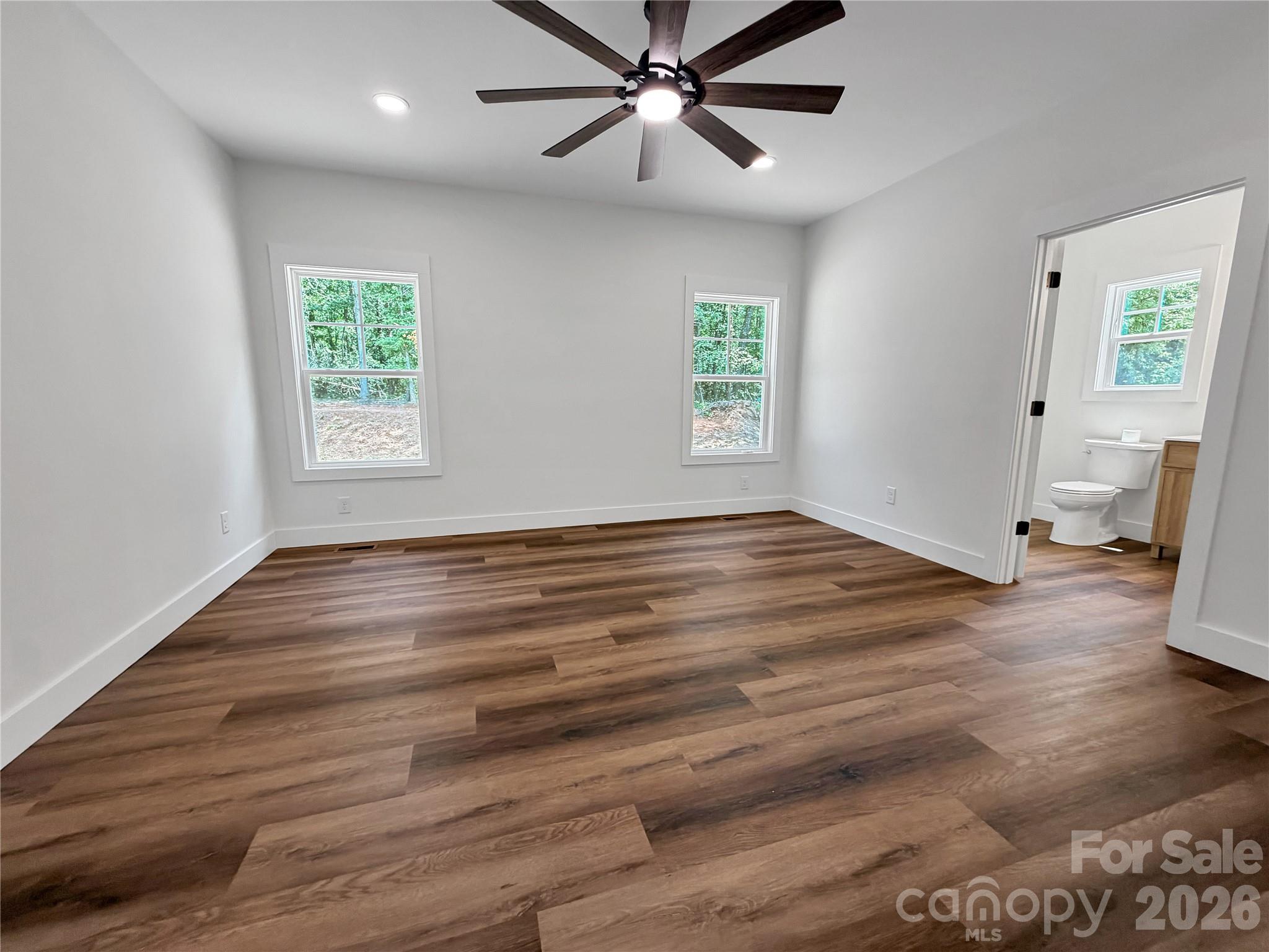 321 Whispering Pines Circle Property Photo 14