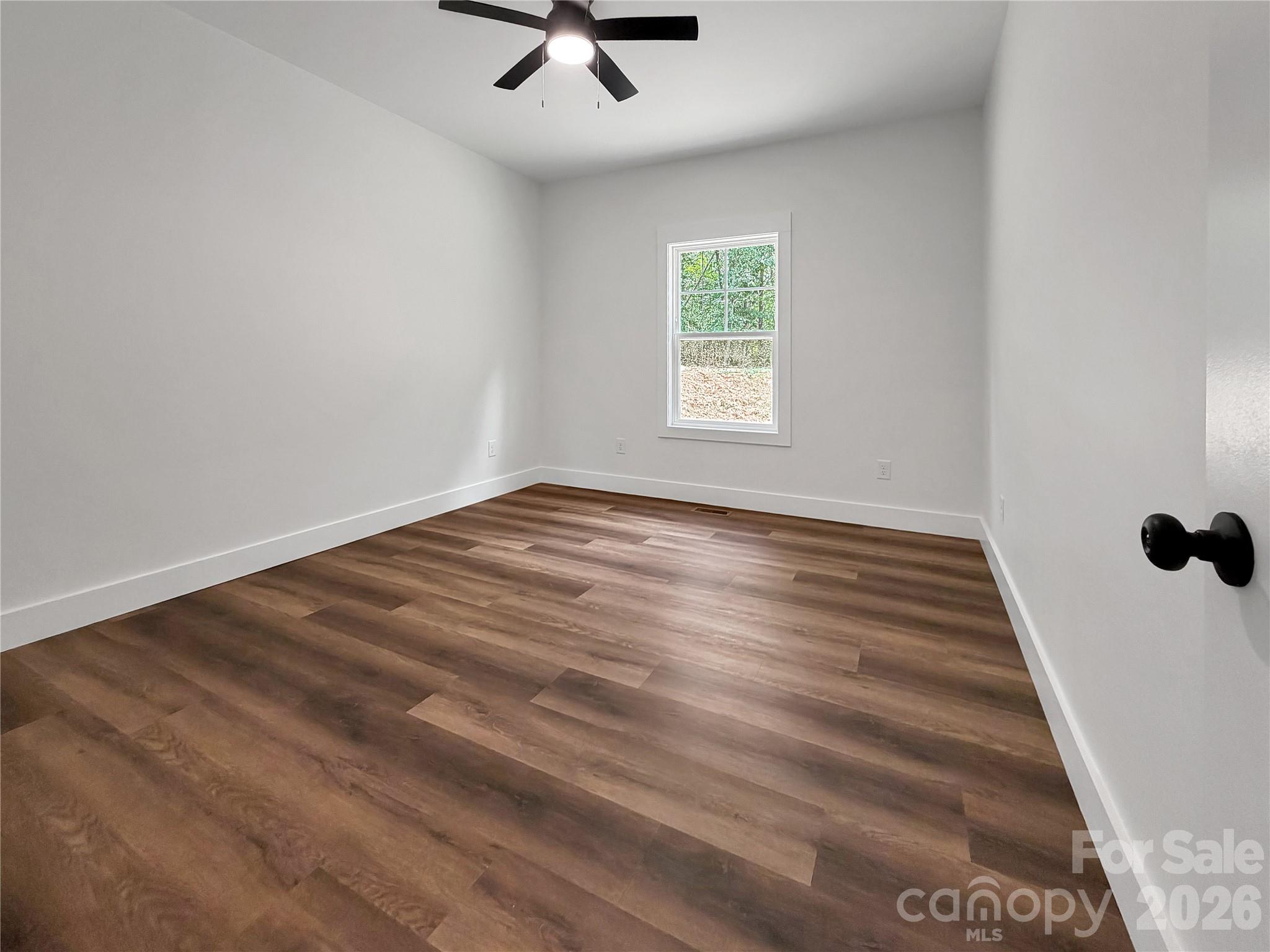 321 Whispering Pines Circle Property Photo 22