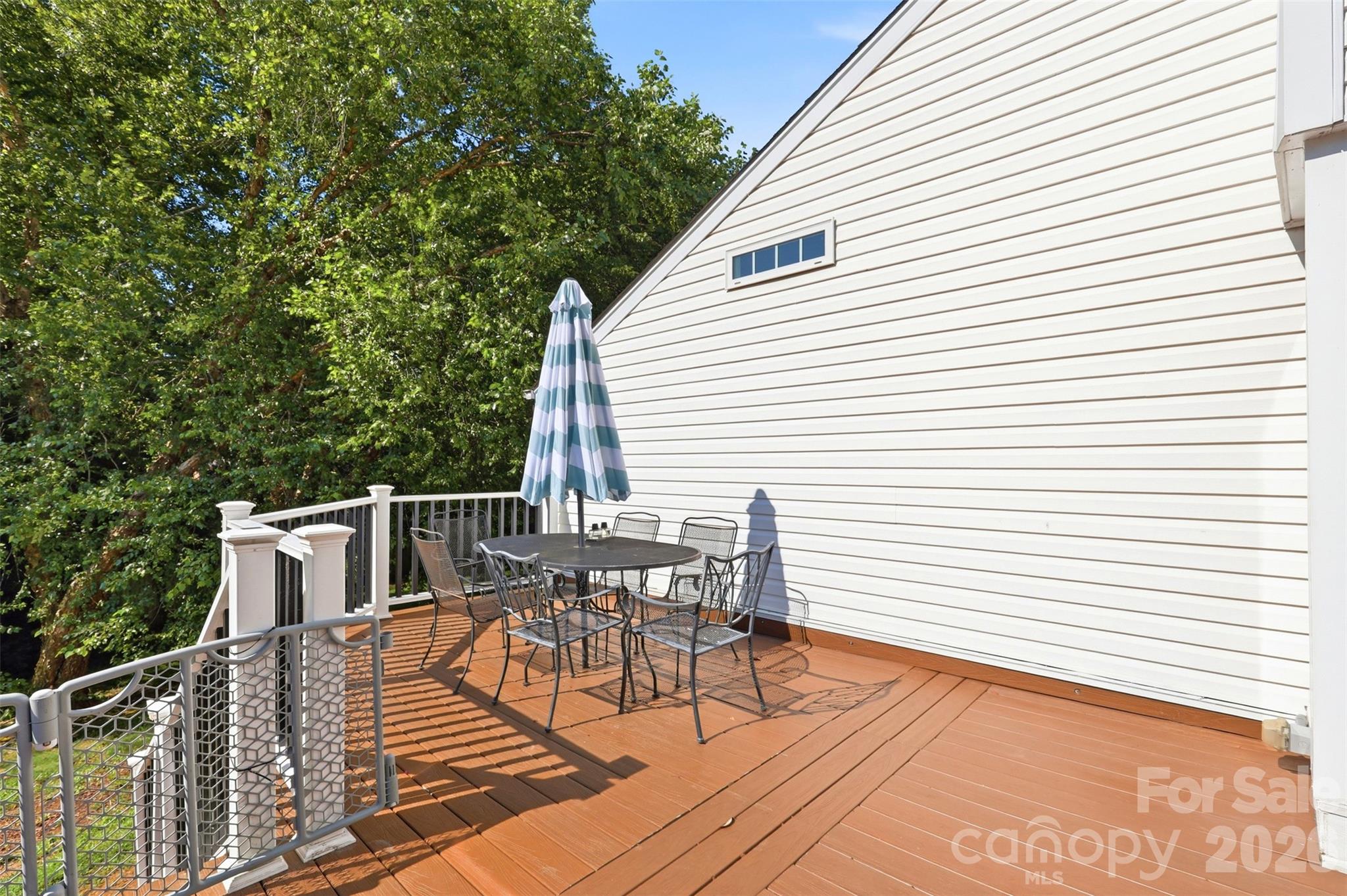 2201 Armstrong Park Drive Property Photo 33