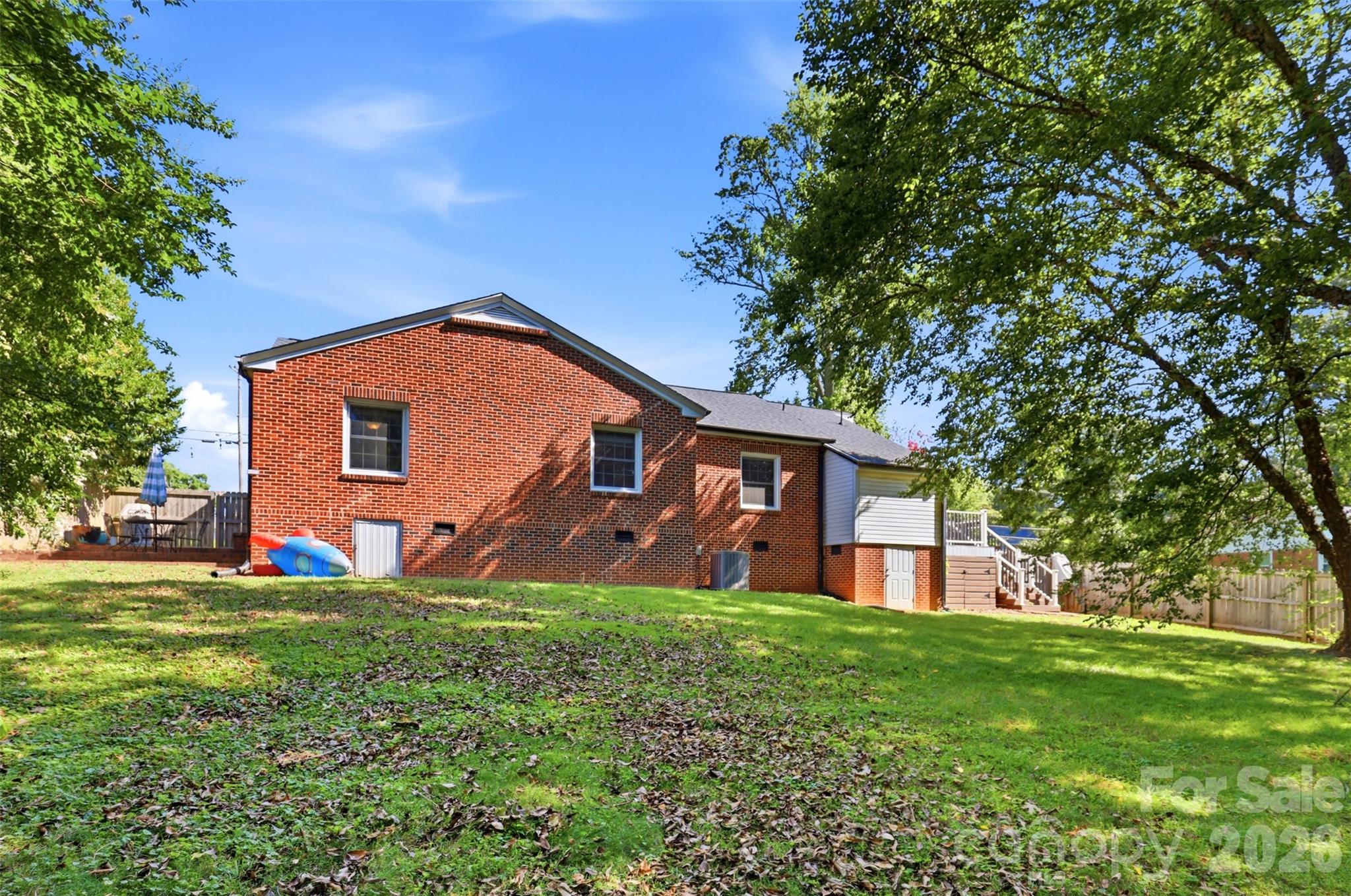2201 Armstrong Park Drive Property Photo 40