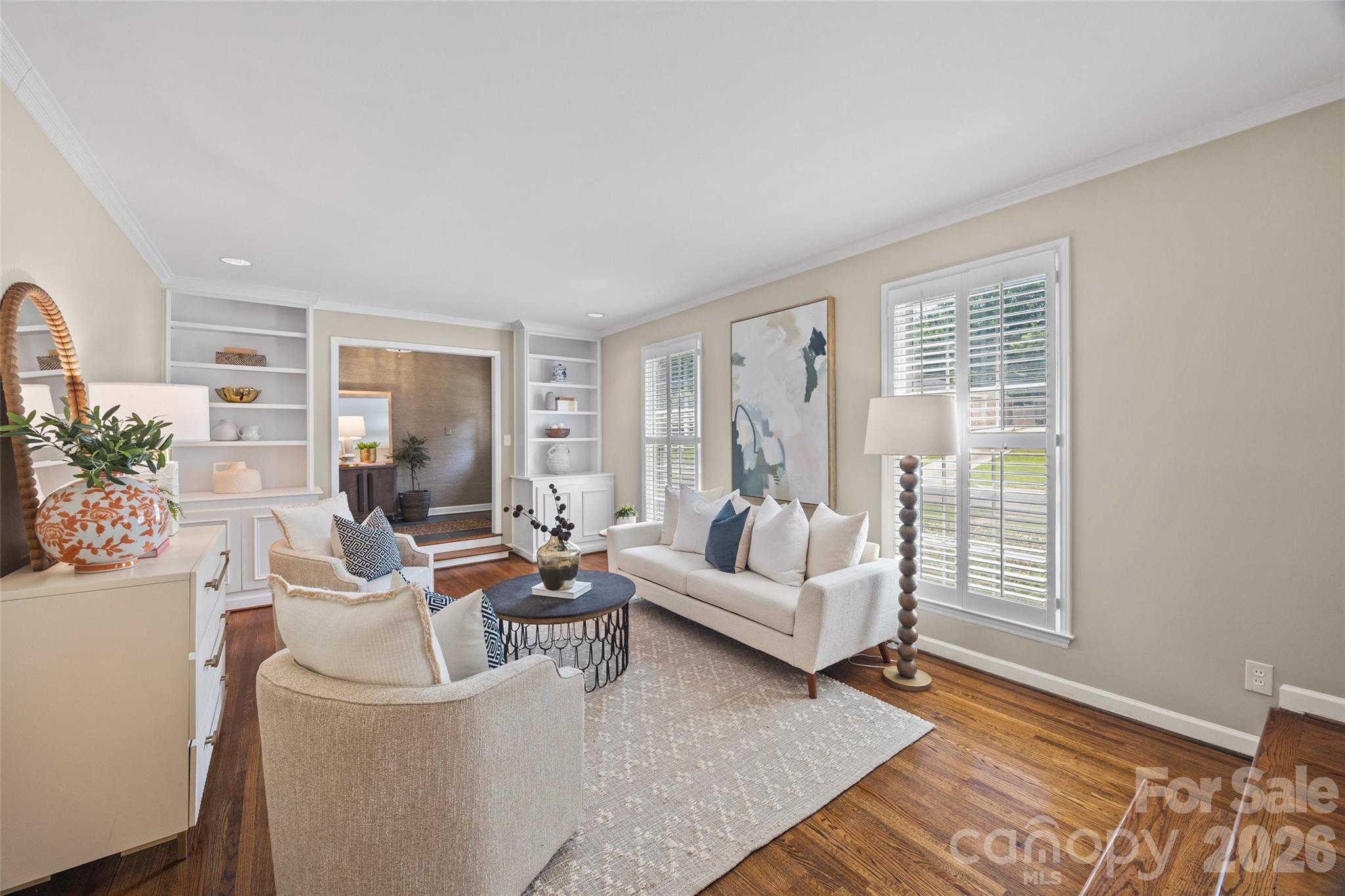 3826 Severn Avenue Property Photo 8