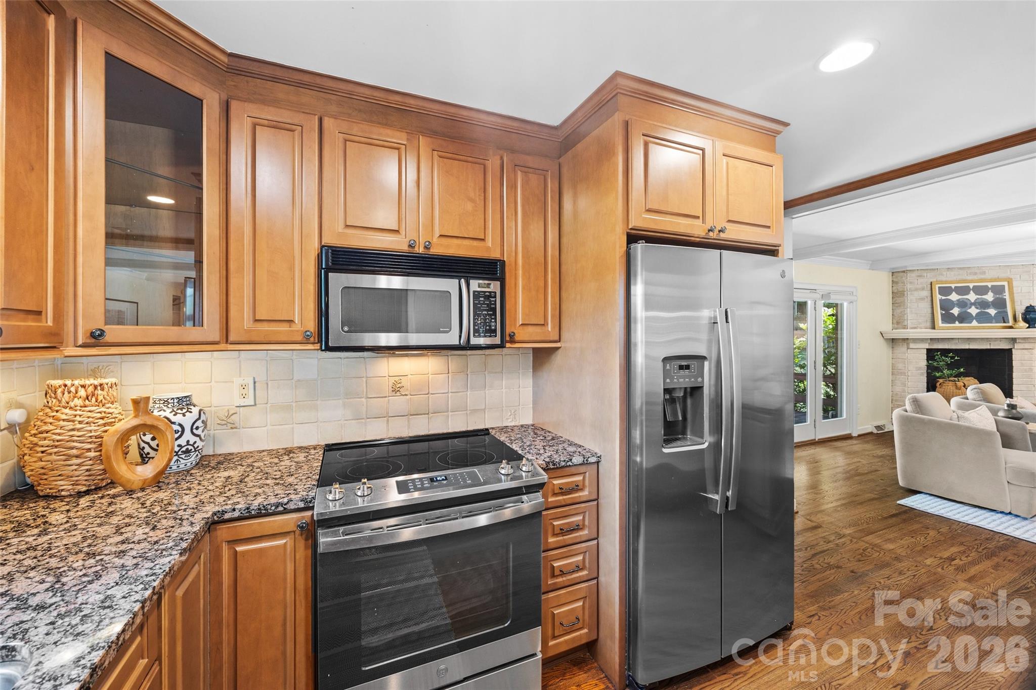 3826 Severn Avenue Property Photo 15