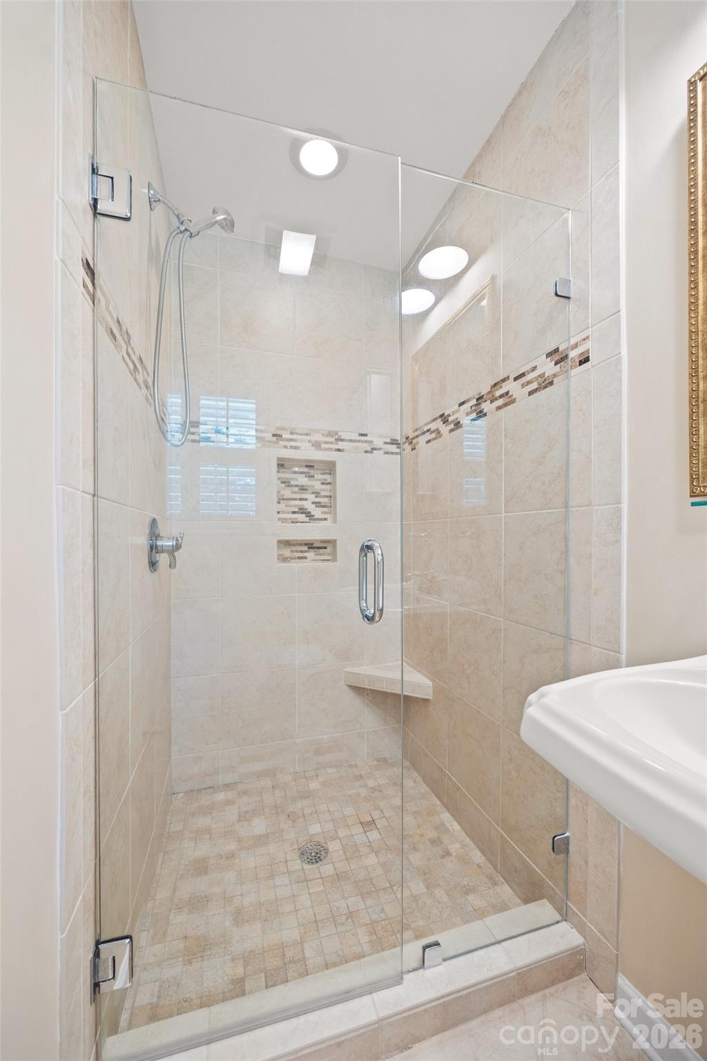 3826 Severn Avenue Property Photo 29