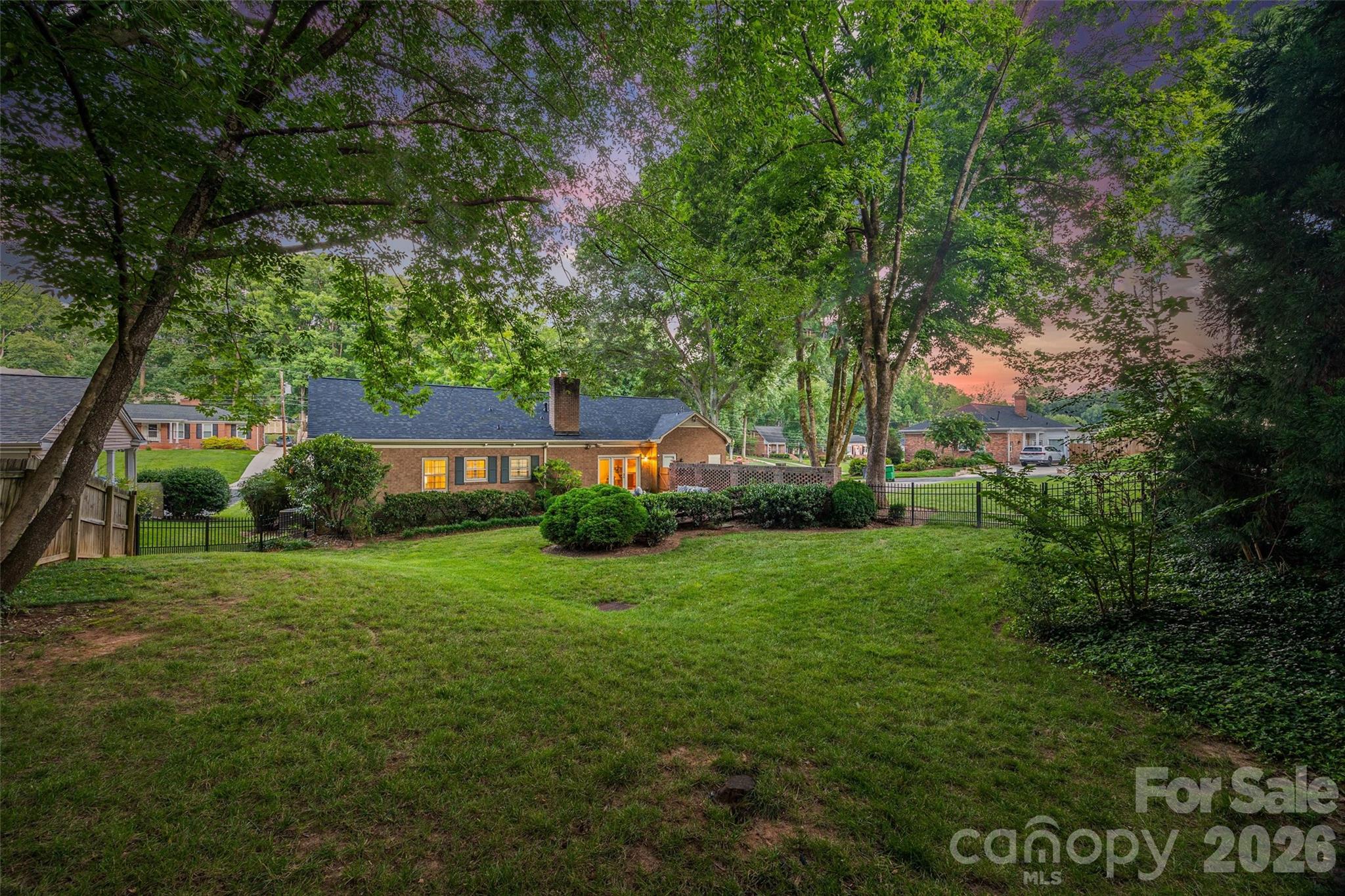 3826 Severn Avenue Property Photo 38