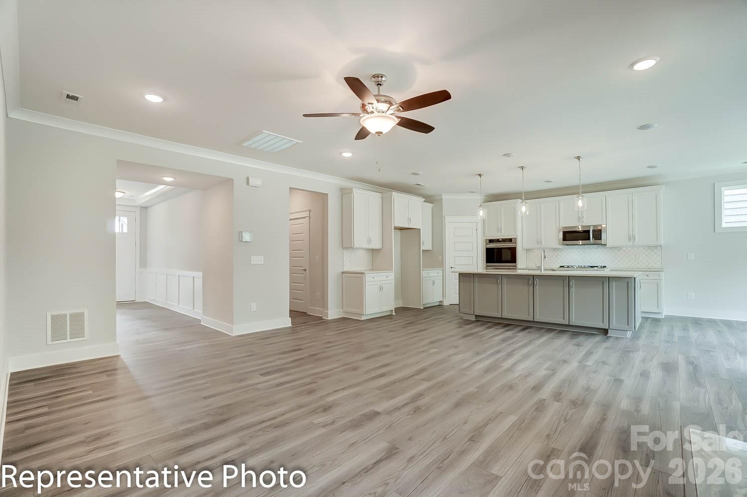 4014 Cedar Falls Drive Property Photo 8