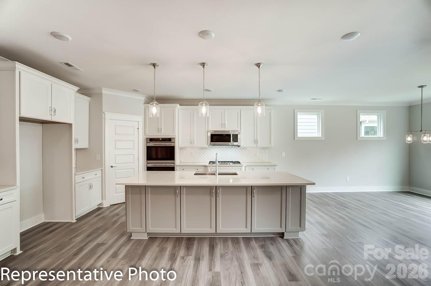 4014 Cedar Falls Drive Property Photo 10