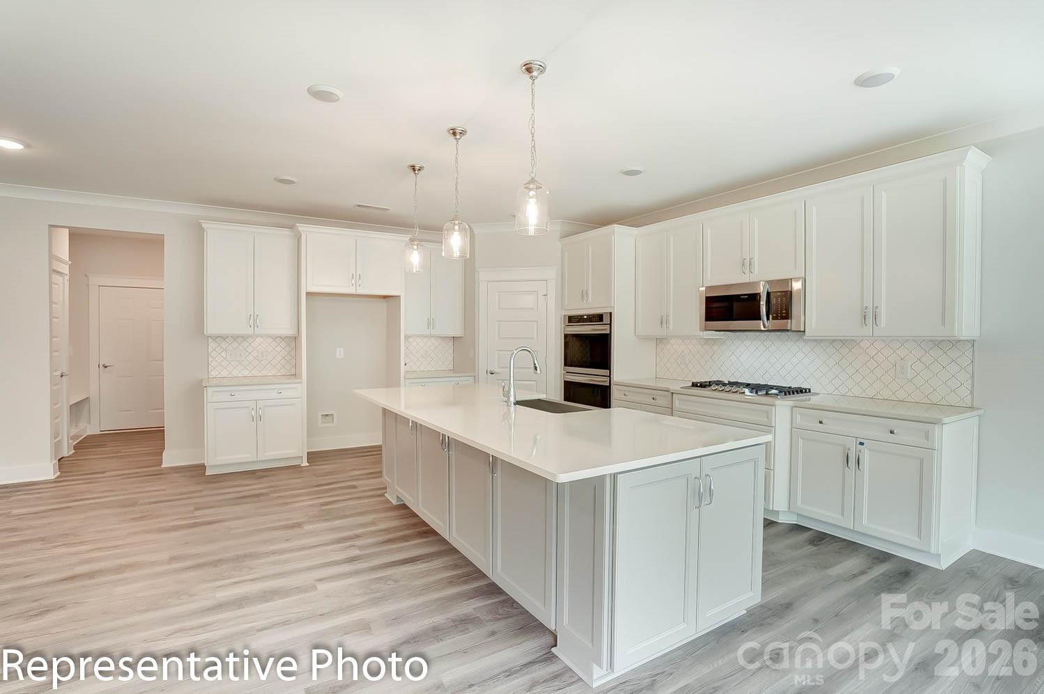 4014 Cedar Falls Drive Property Photo 12