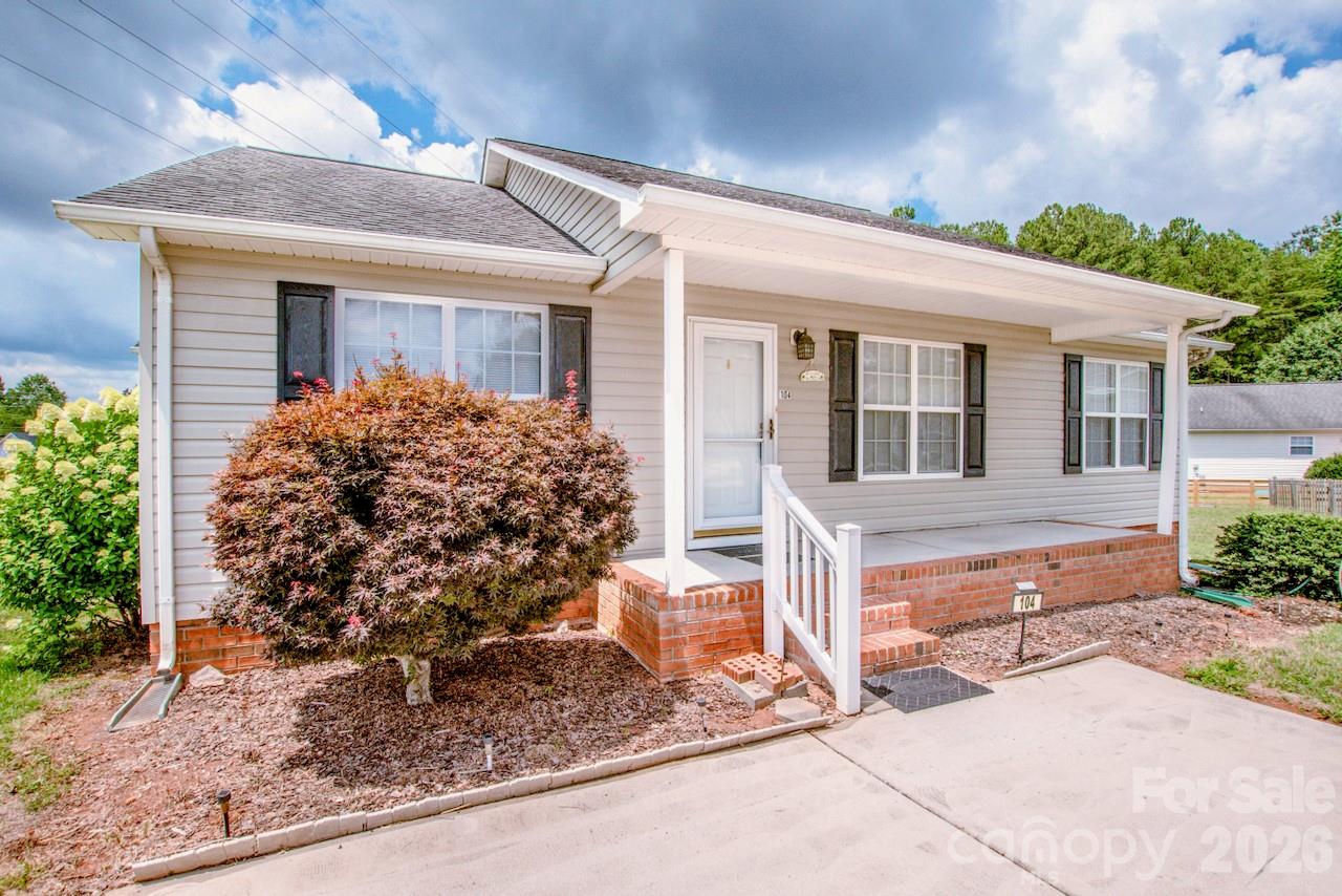 104 Birch Court Property Photo 5
