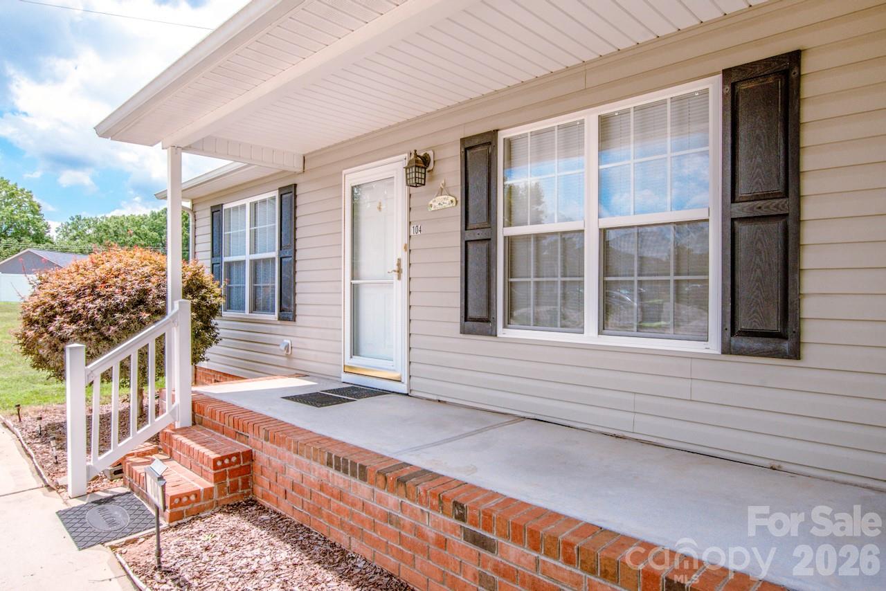 104 Birch Court Property Photo 6