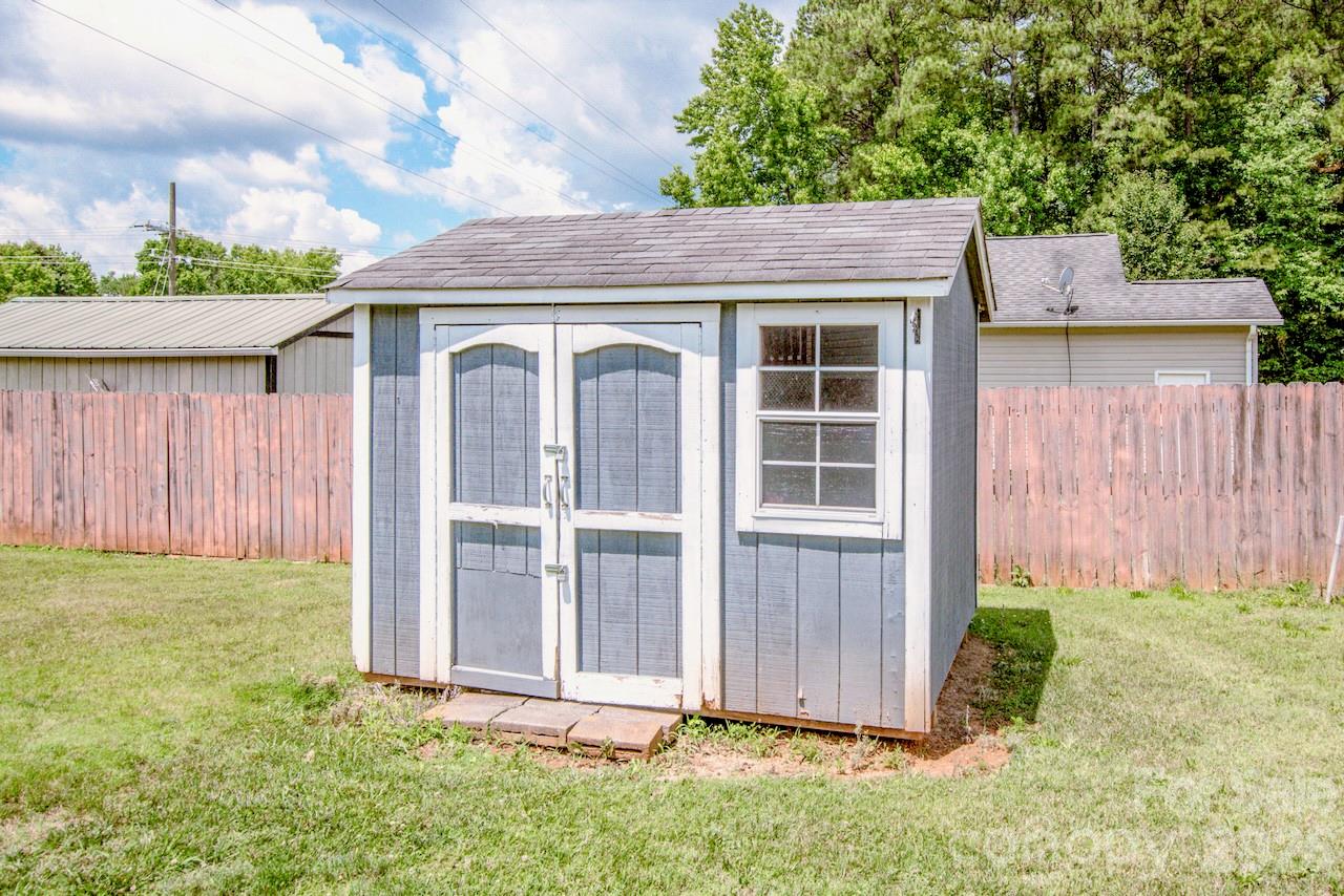 104 Birch Court Property Photo 41