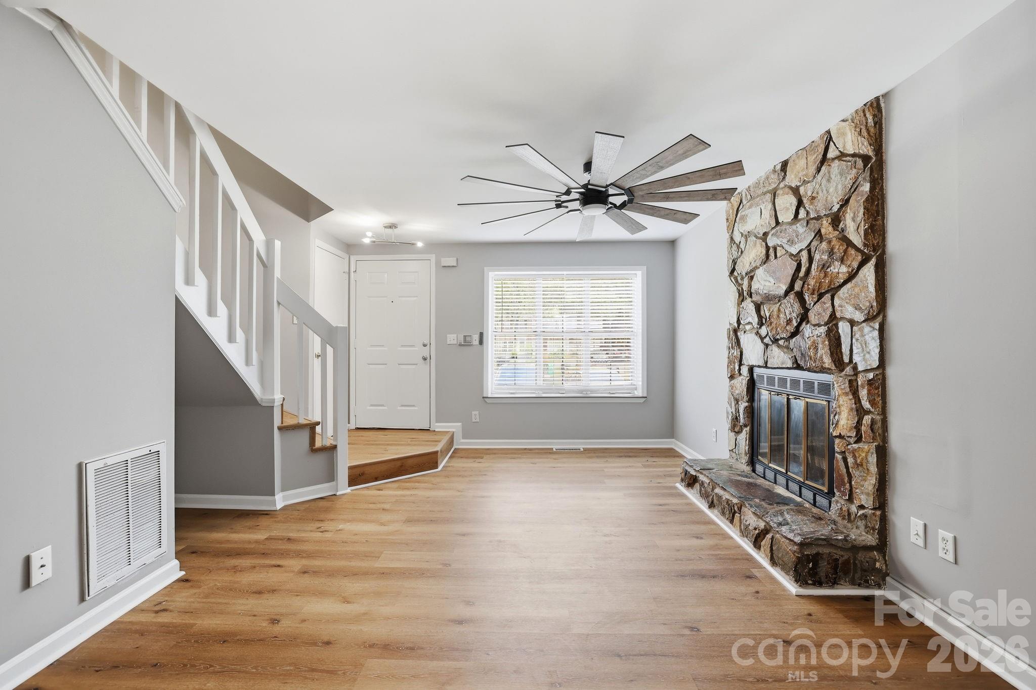 8237 Circle Tree Lane Property Photo 1
