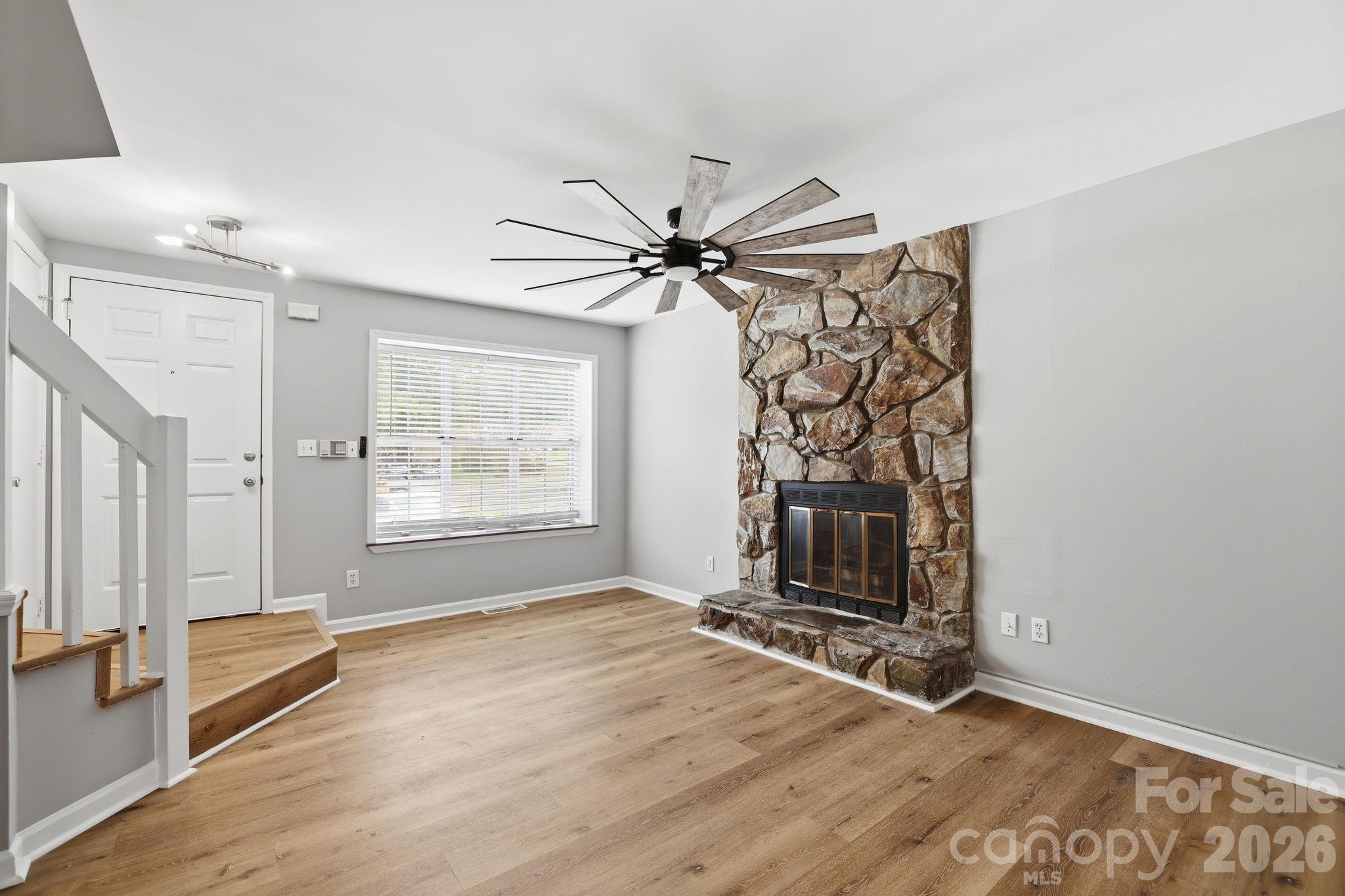 8237 Circle Tree Lane Property Photo 7