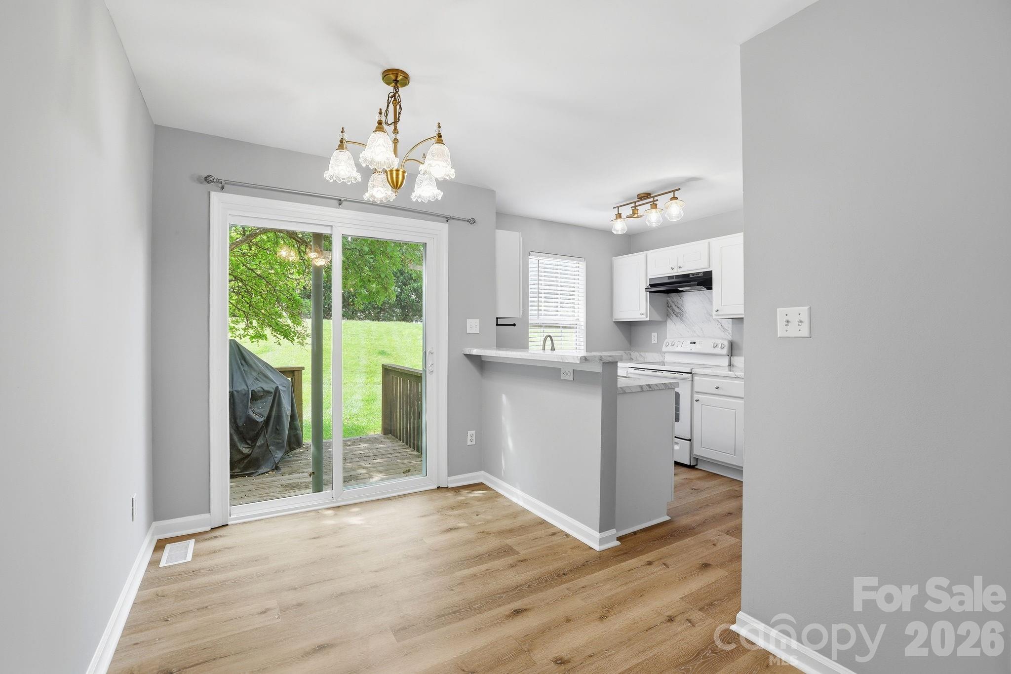 8237 Circle Tree Lane Property Photo 11