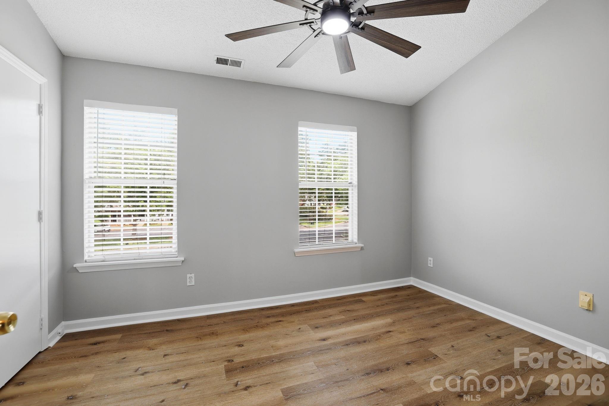 8237 Circle Tree Lane Property Photo 18