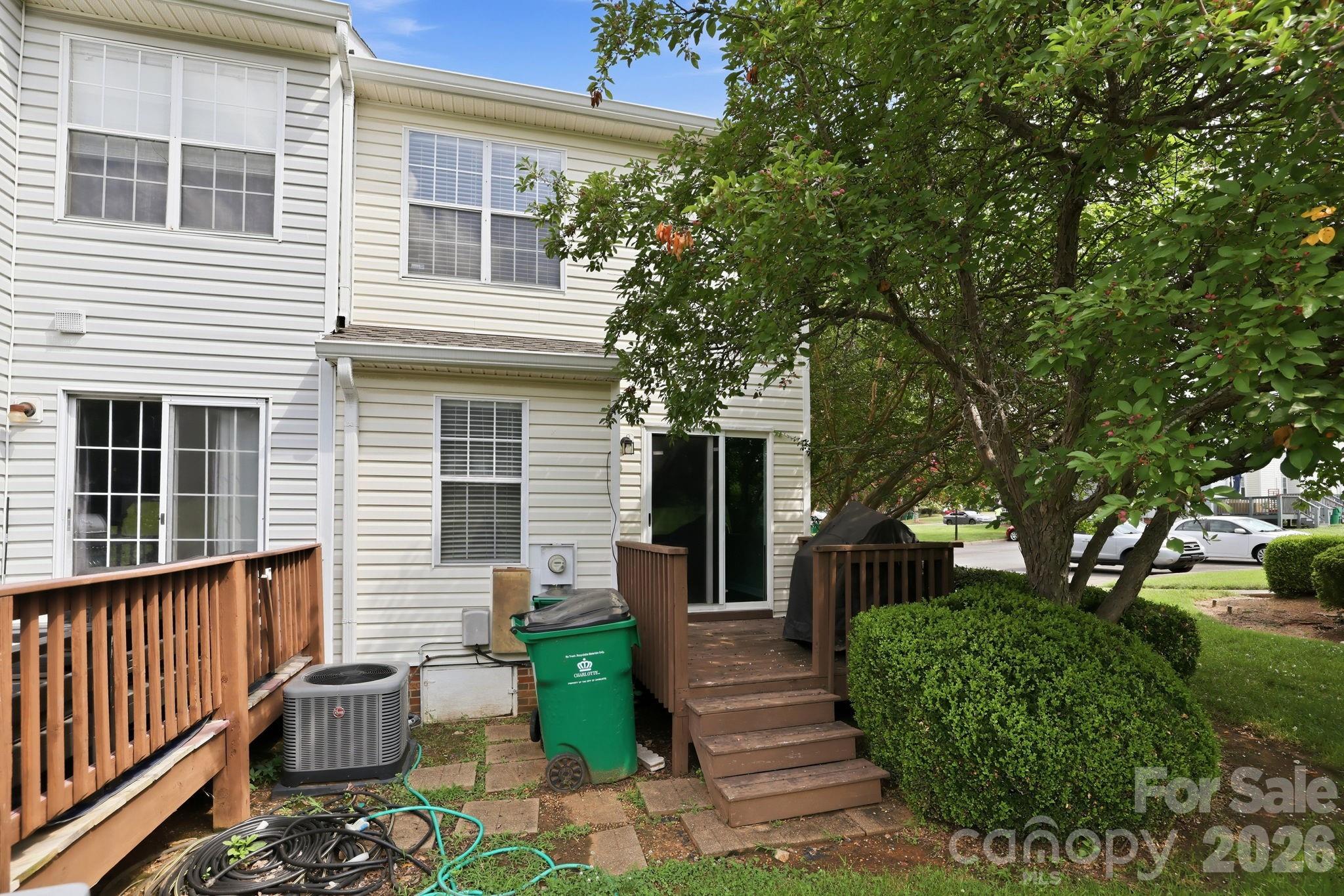8237 Circle Tree Lane Property Photo 28