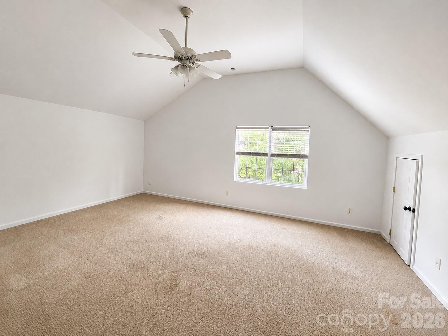 1525 Hawthorne Drive Property Photo 20