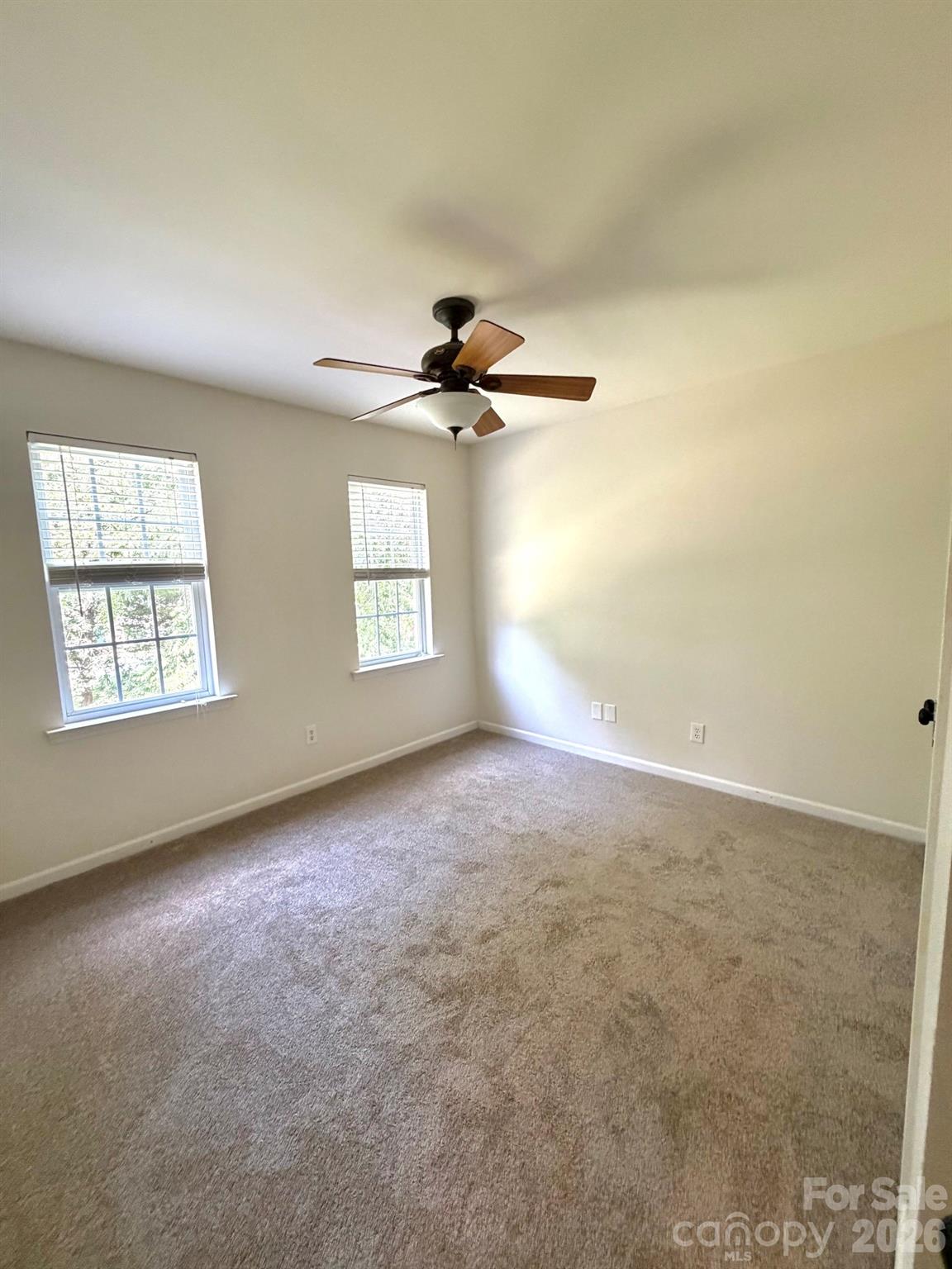 1525 Hawthorne Drive Property Photo 24