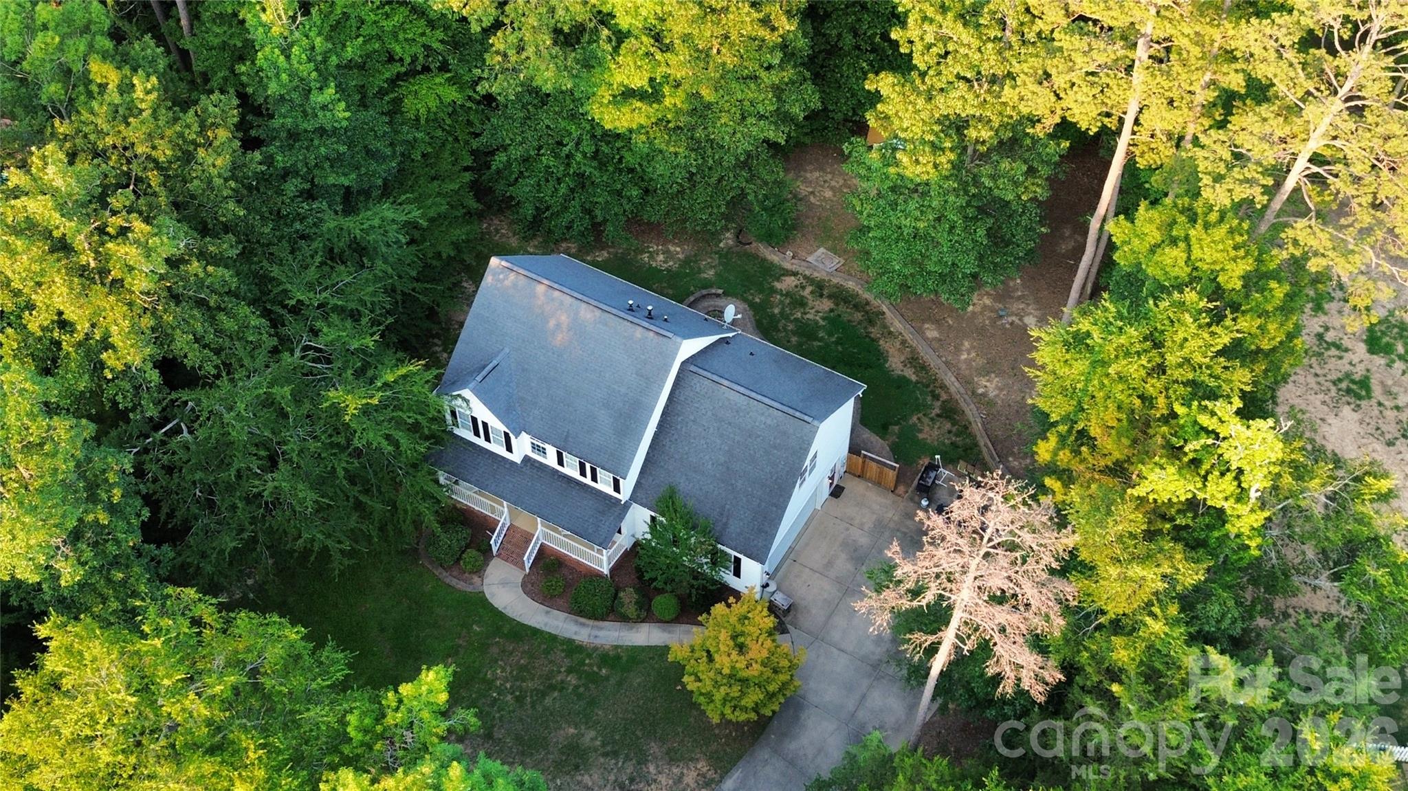 1525 Hawthorne Drive Property Photo 28