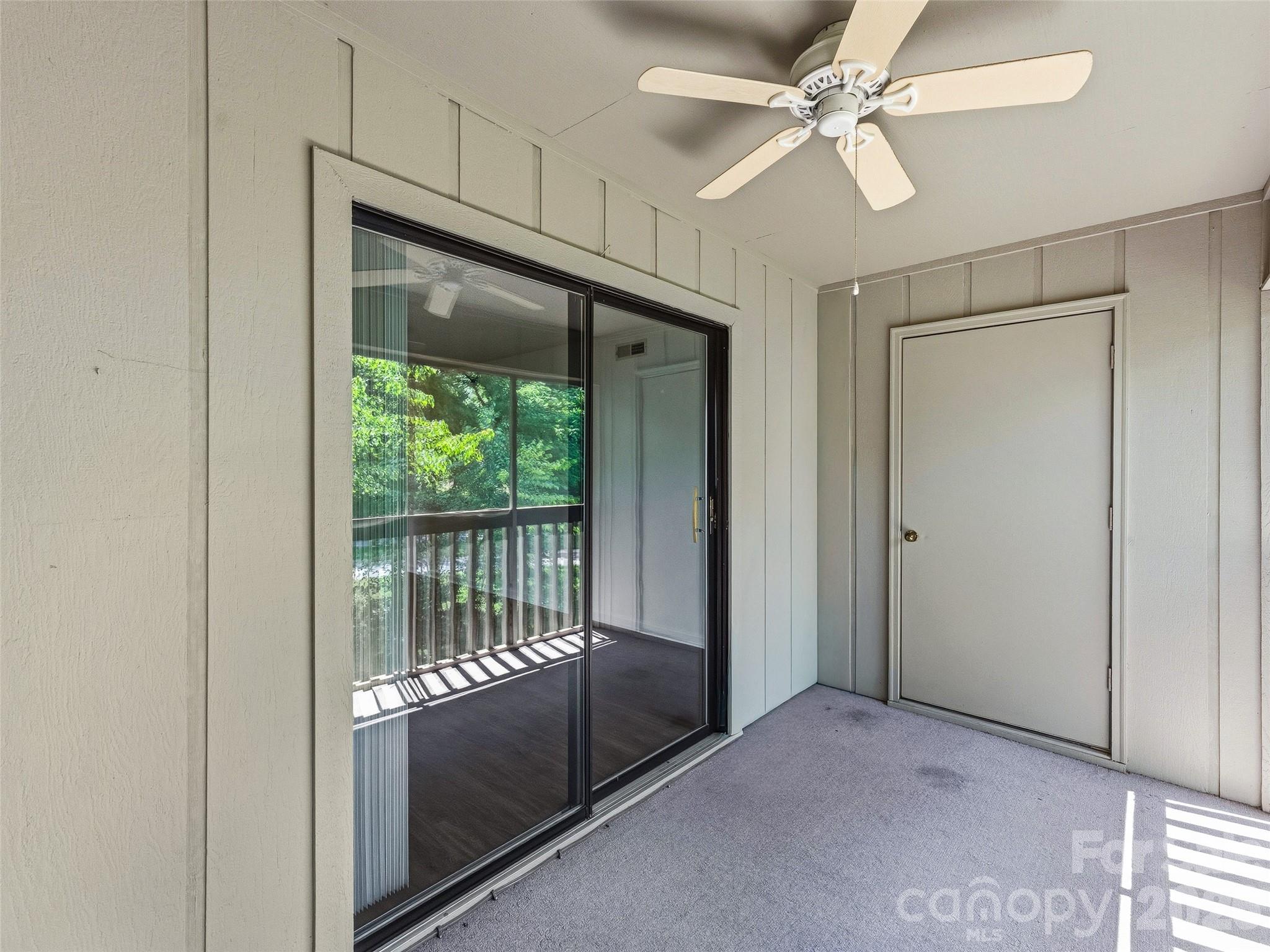 106 Abbey Circle Property Photo 10