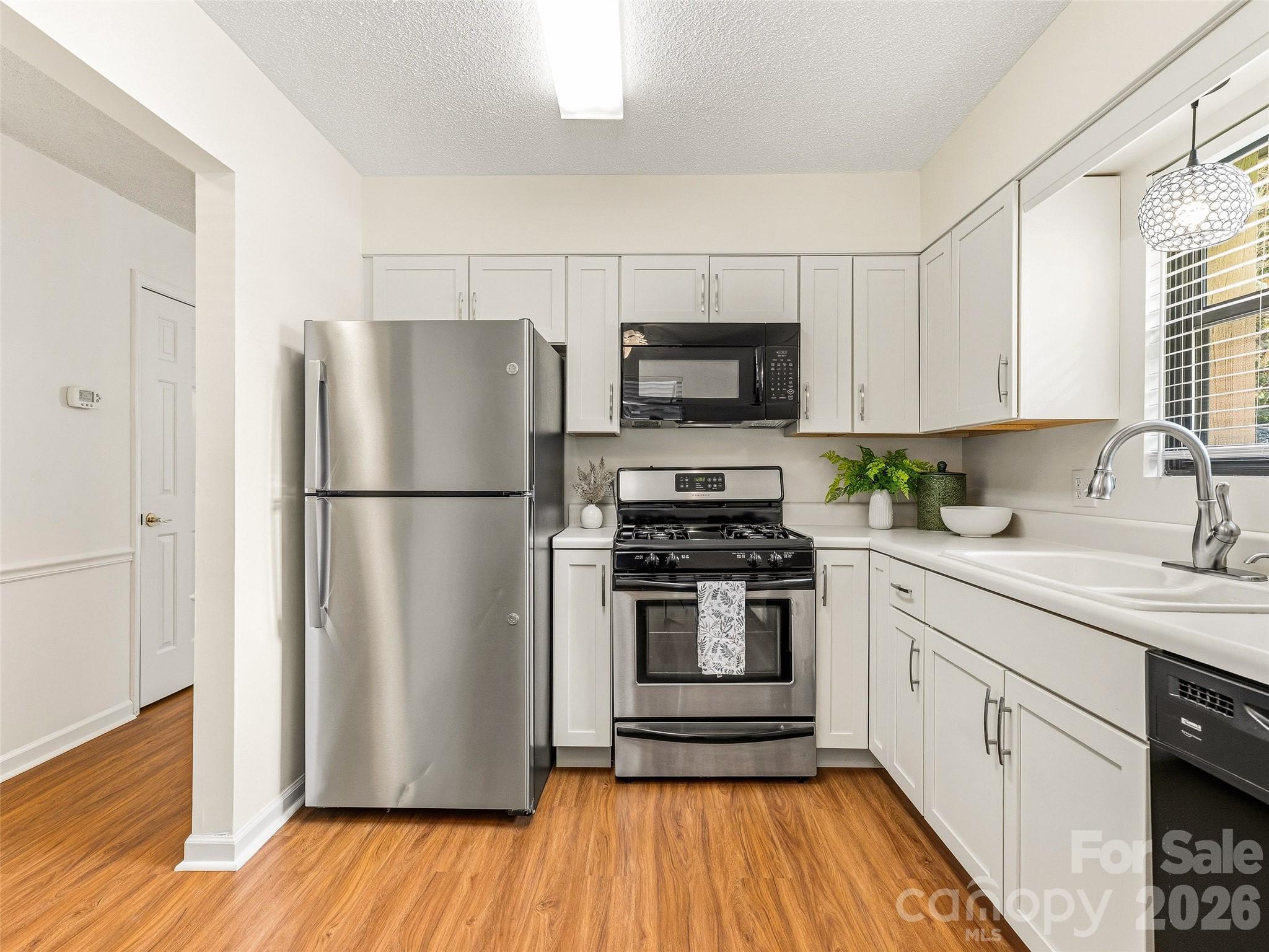 106 Abbey Circle Property Photo 12