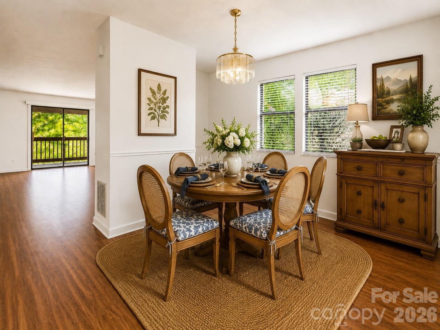 106 Abbey Circle Property Photo 14