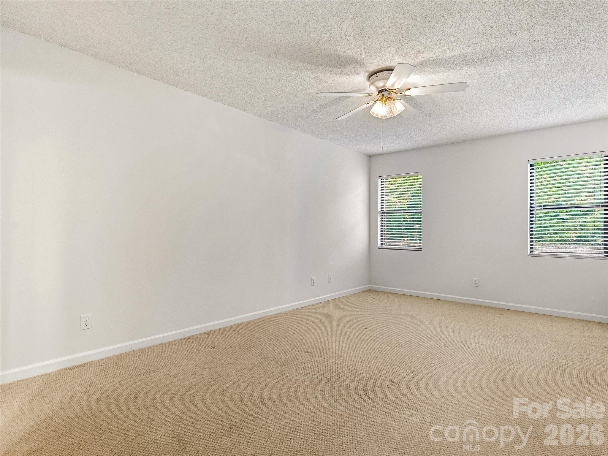 106 Abbey Circle Property Photo 20