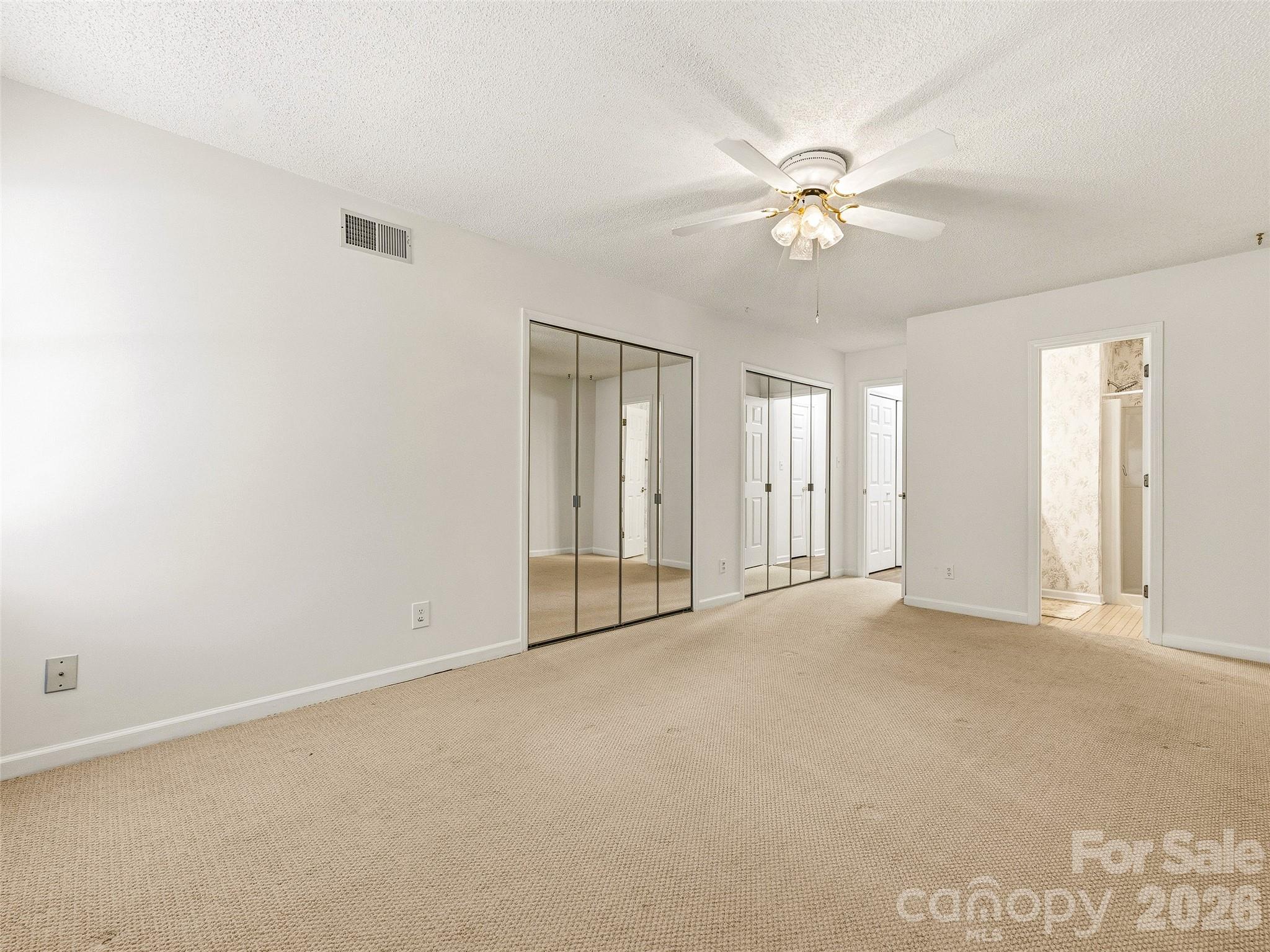 106 Abbey Circle Property Photo 24