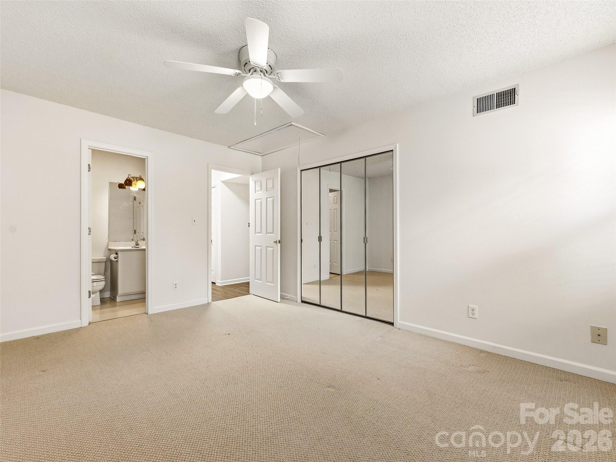 106 Abbey Circle Property Photo 25