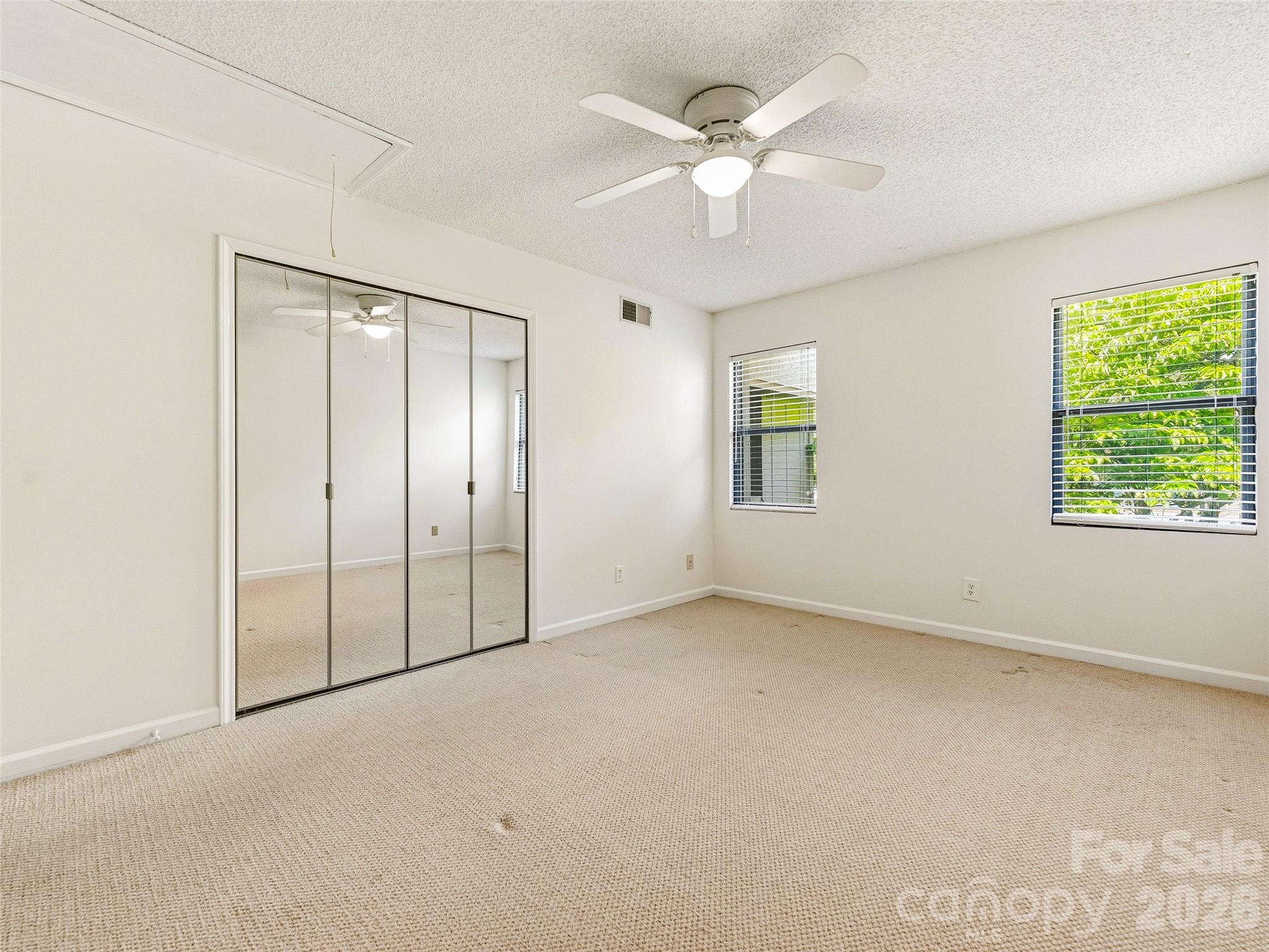 106 Abbey Circle Property Photo 26