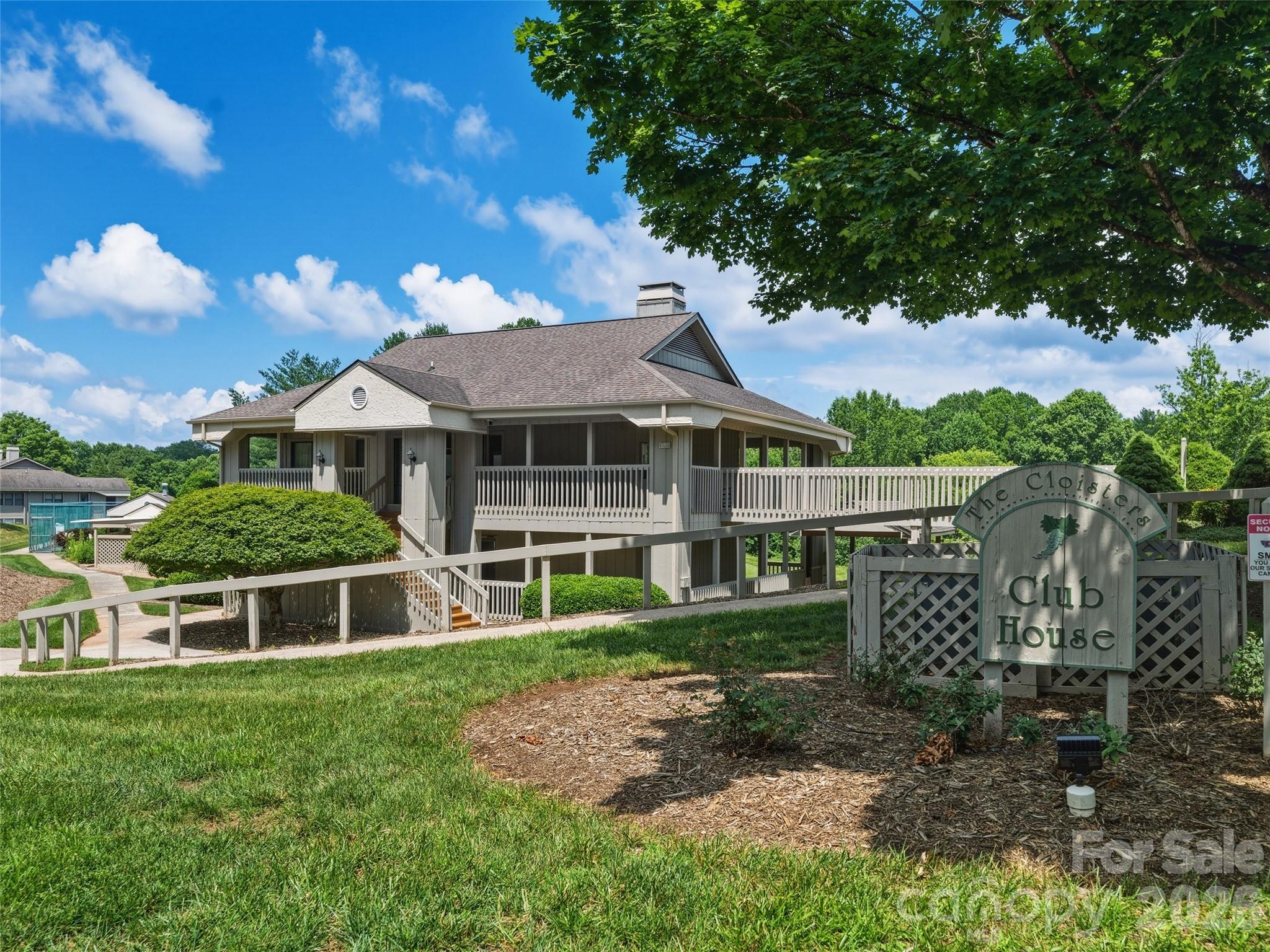106 Abbey Circle Property Photo 30