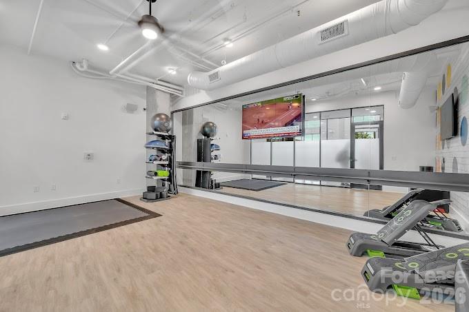 2020 W Morehead Street Foxtrot Property Photo 8
