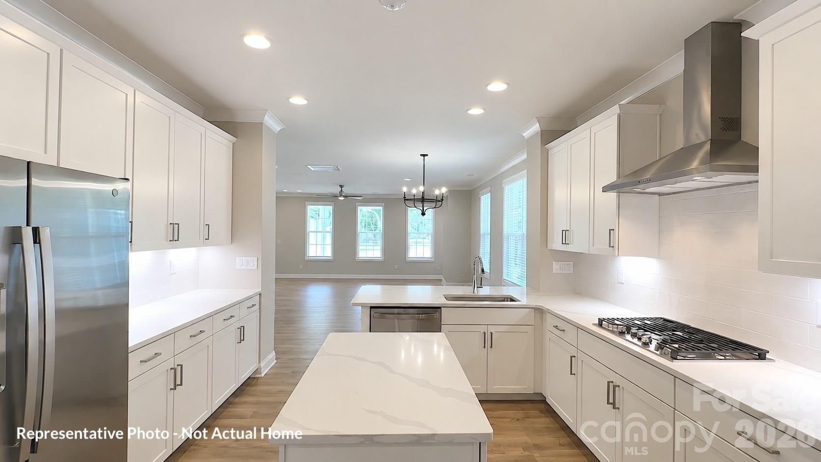 10231 Rainier Trail Drive Property Photo 15