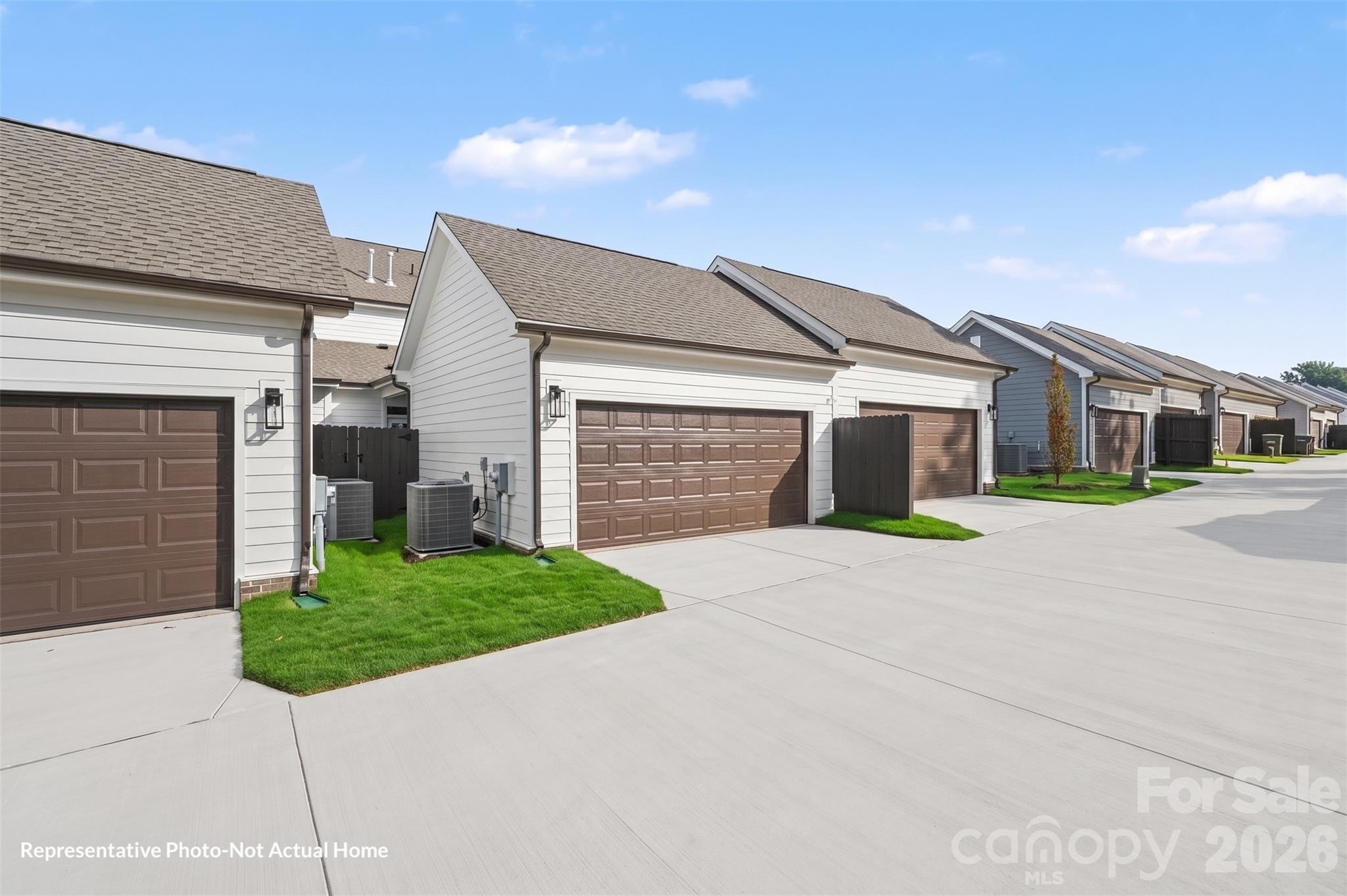 10231 Rainier Trail Drive Property Photo 32