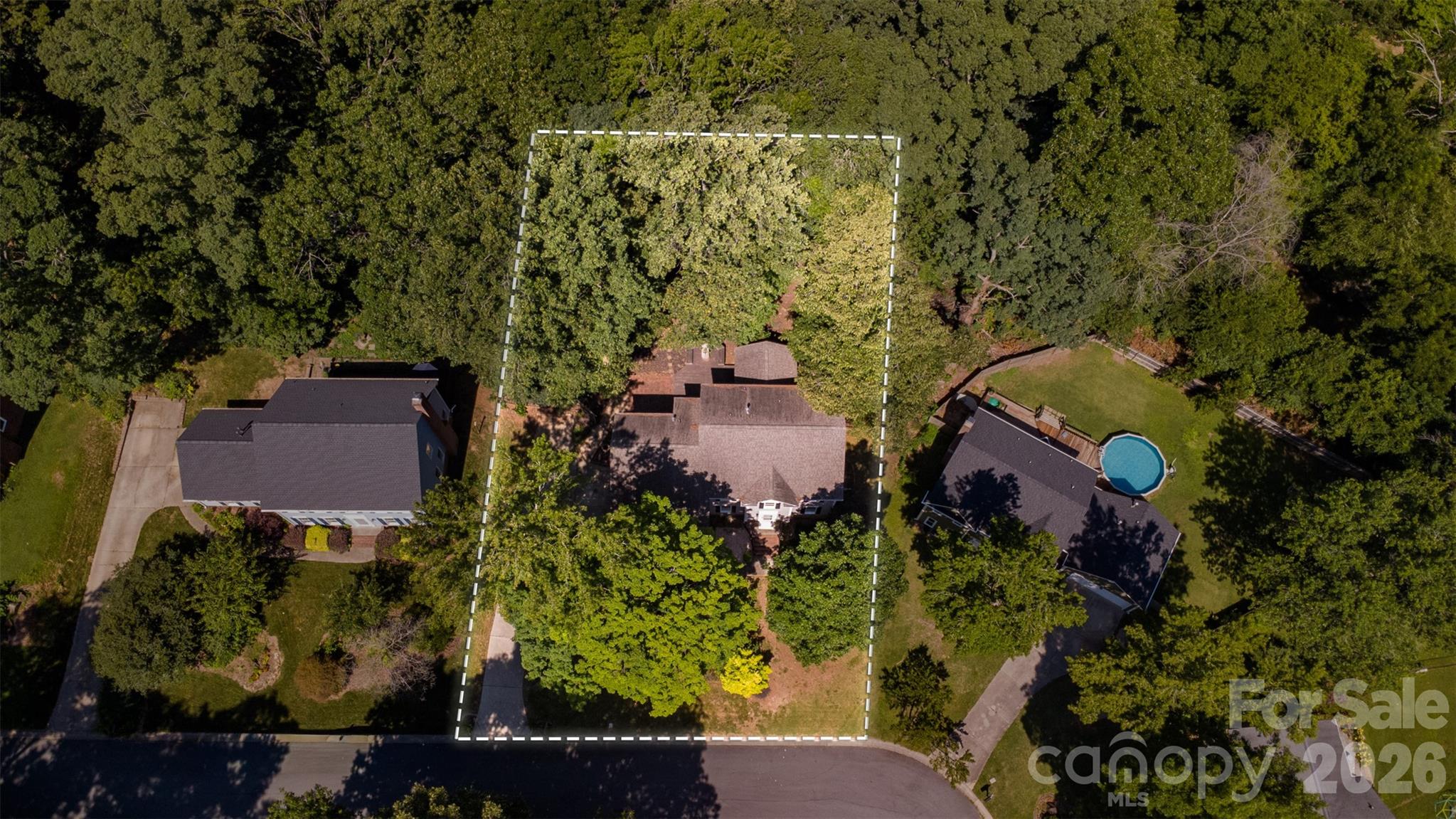 1112 Long Paw Lane Property Photo 31