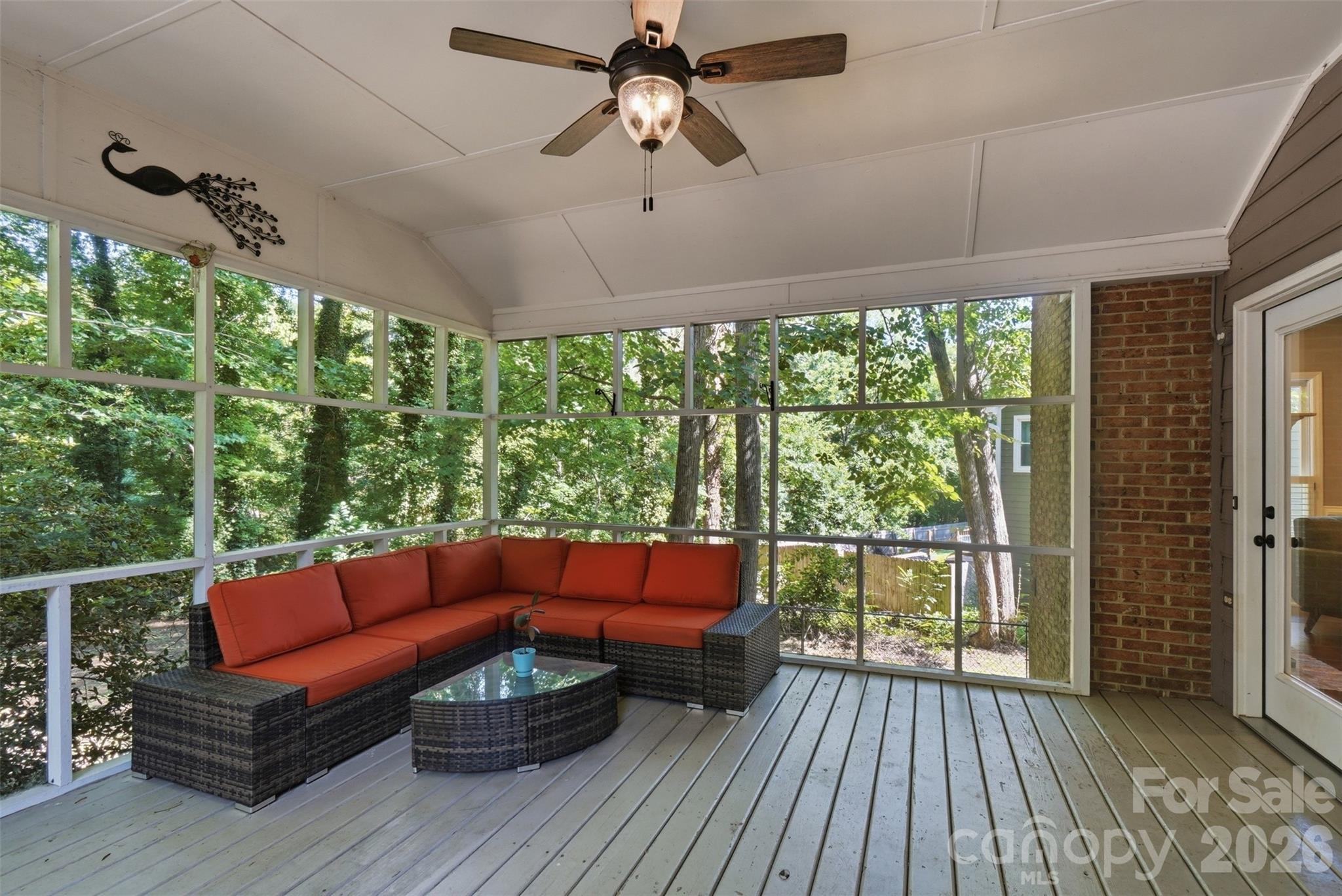 1112 Long Paw Lane Property Photo 35