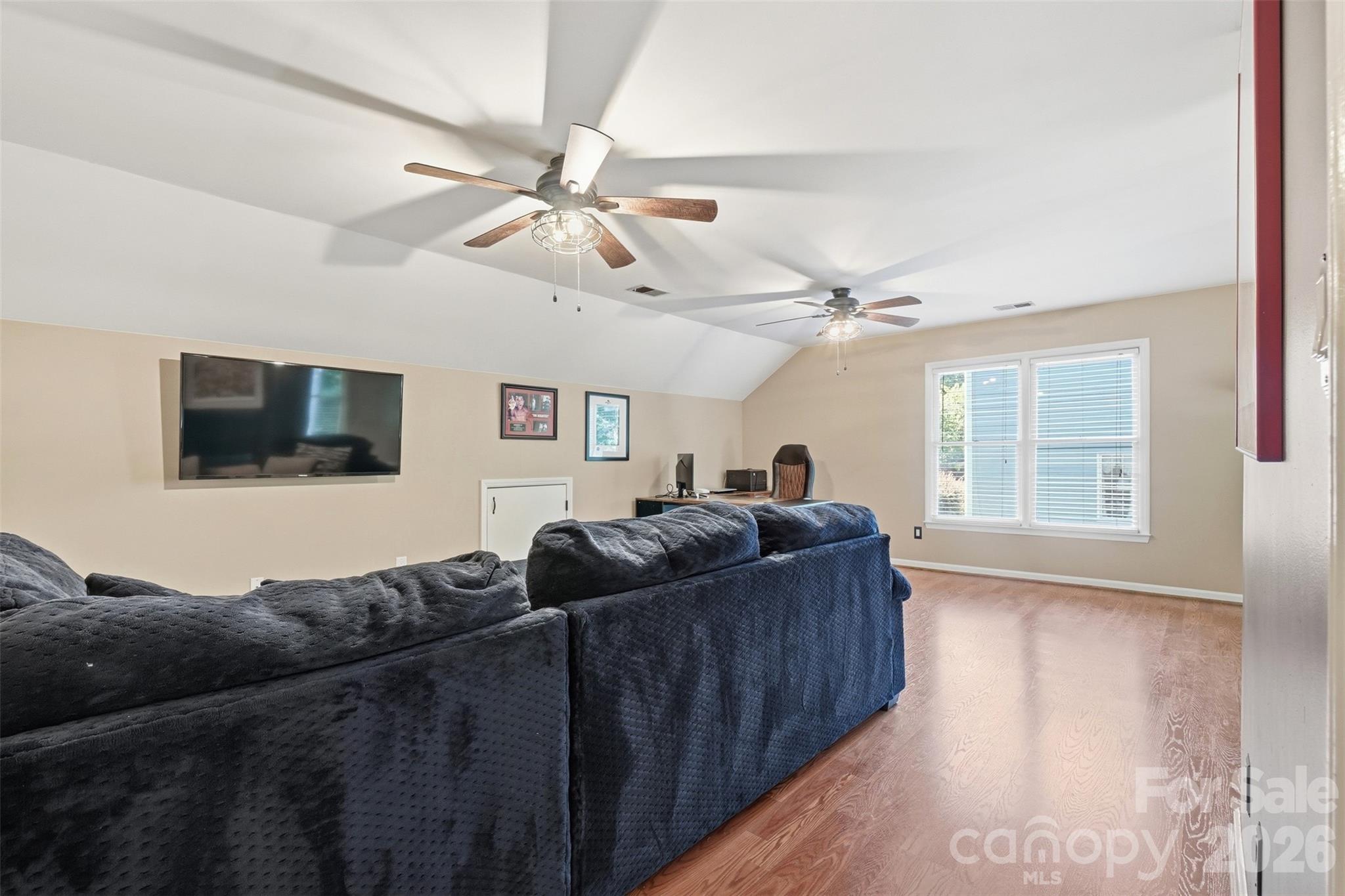 1112 Long Paw Lane Property Photo 39