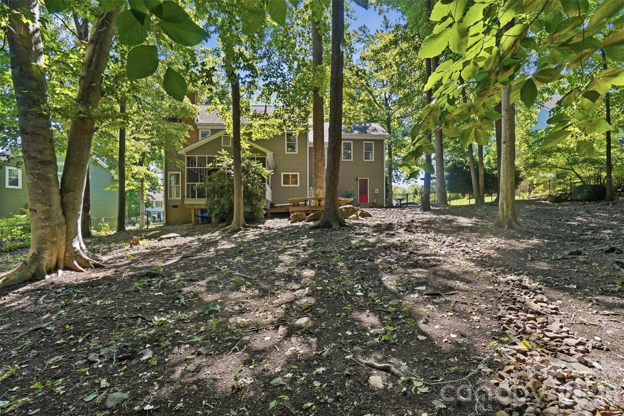 1112 Long Paw Lane Property Photo 40